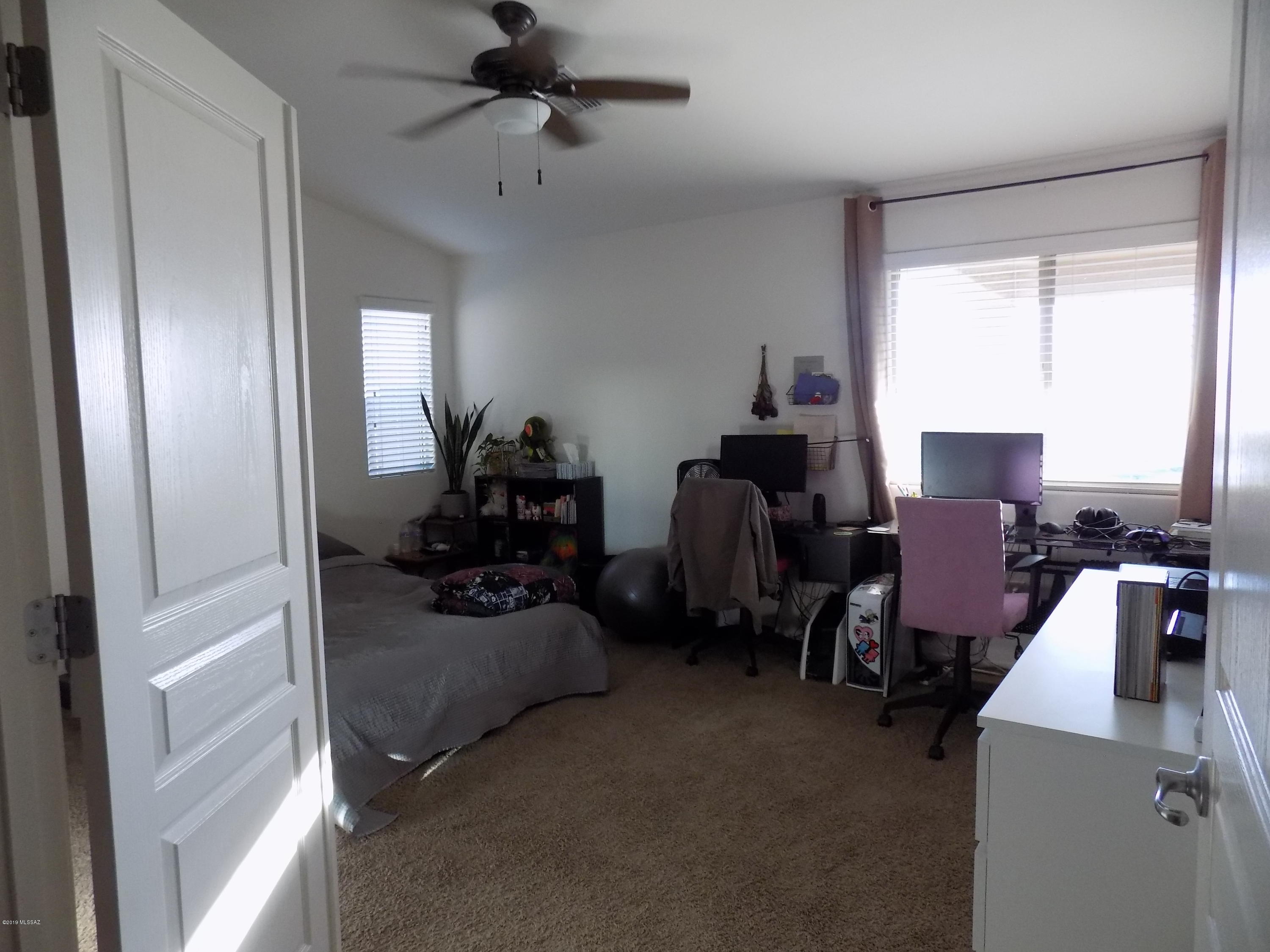 Vista Del Lago (1-123) - Residential
