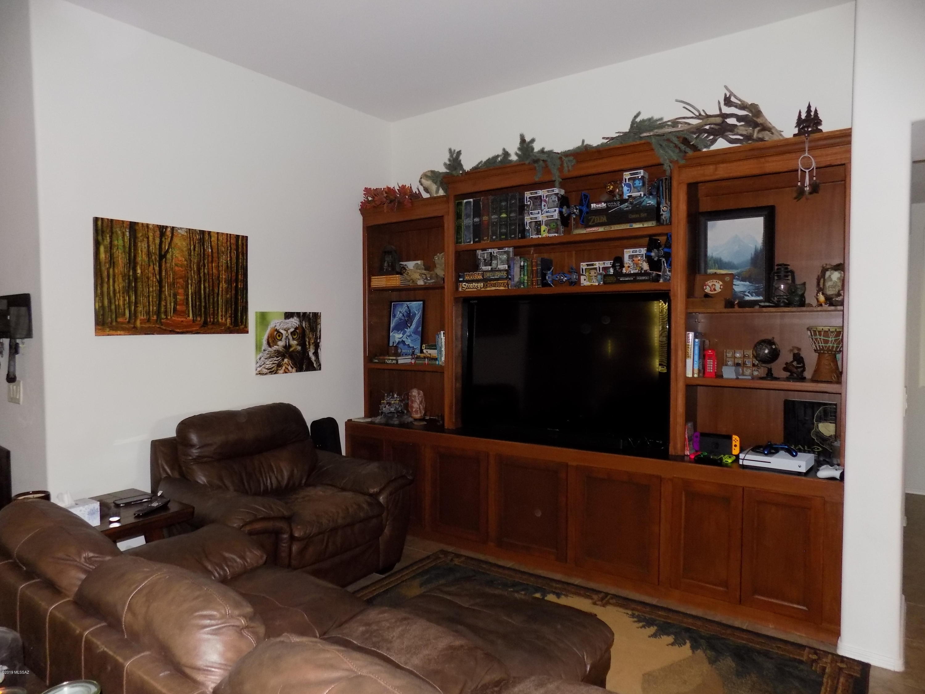 Vista Del Lago (1-123) - Residential