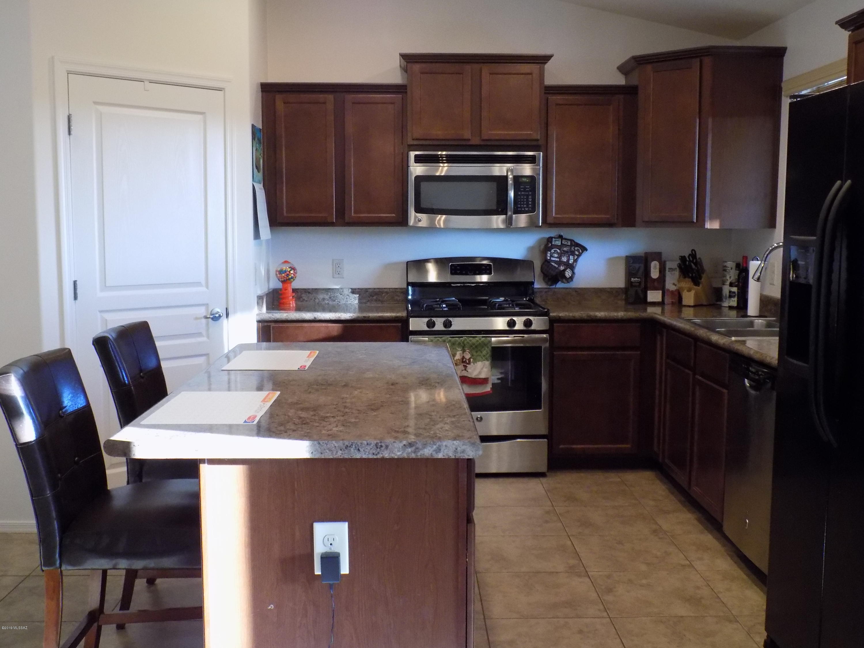 Vista Del Lago (1-123) - Residential