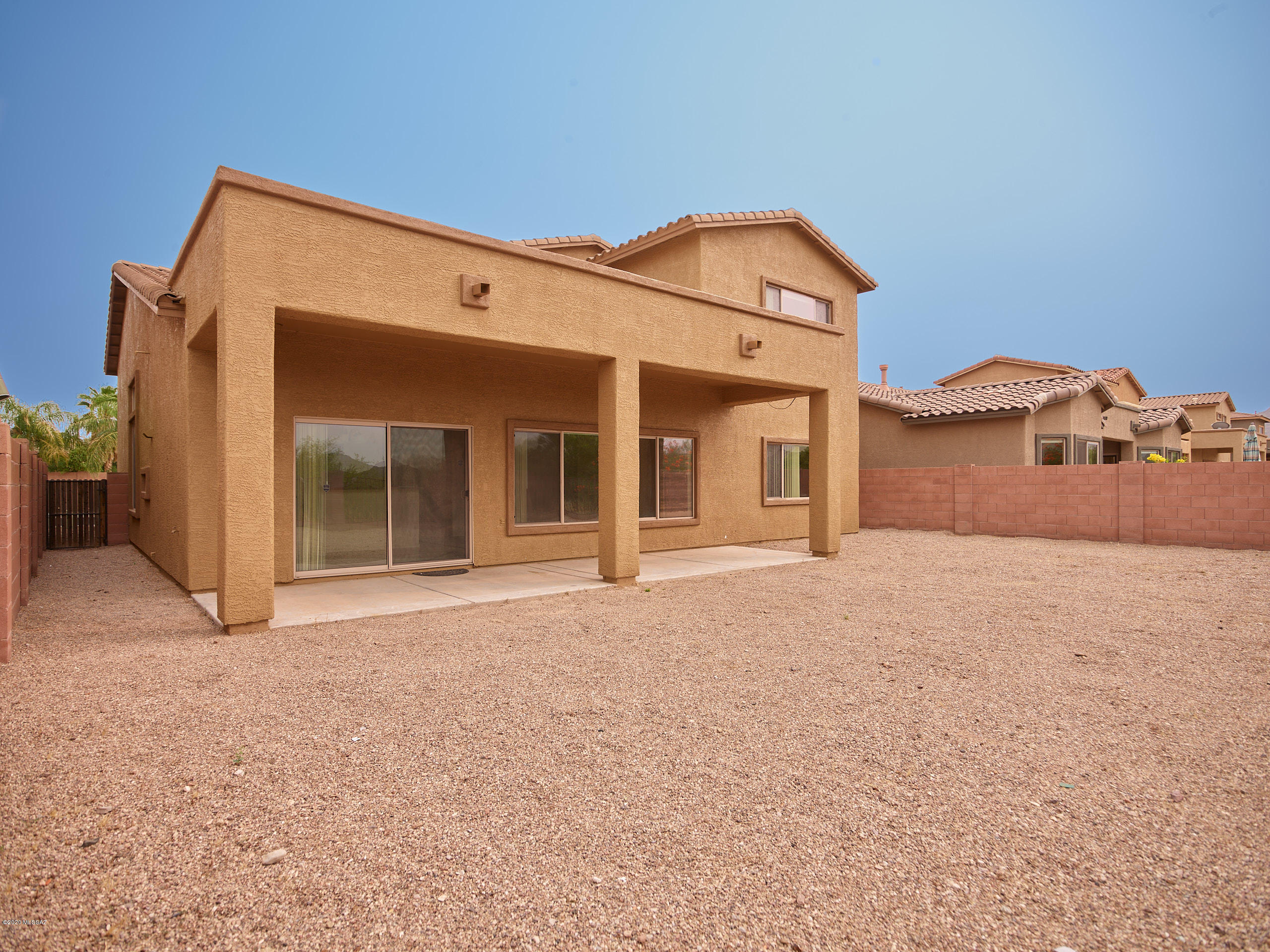 Continental Reserve Blks 17-19 (1-102) - Residential