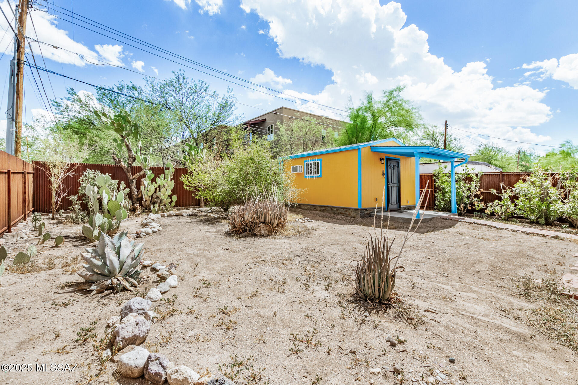 Catalina Poultry Acres NO 1 - Residential