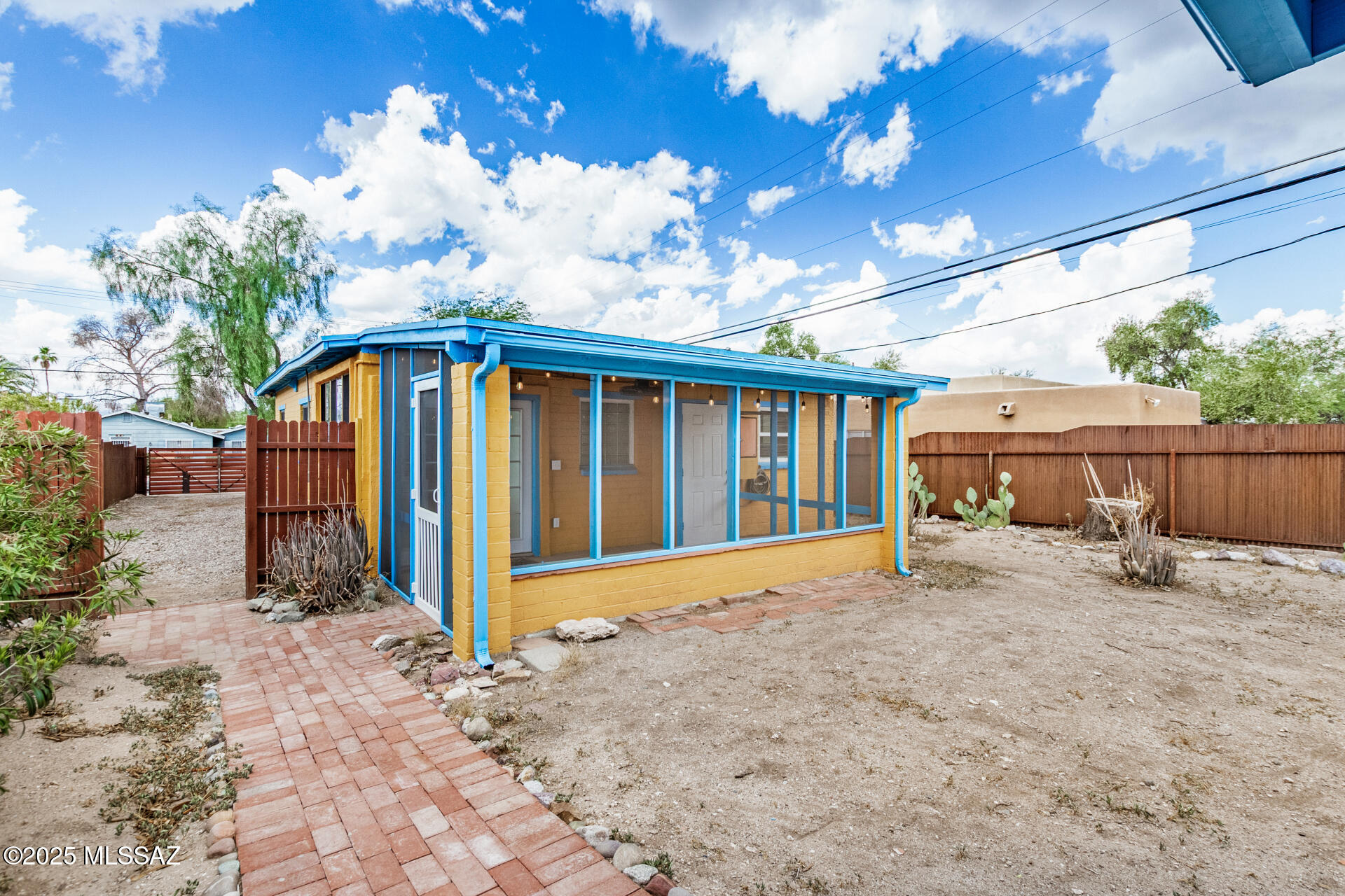 Catalina Poultry Acres NO 1 - Residential