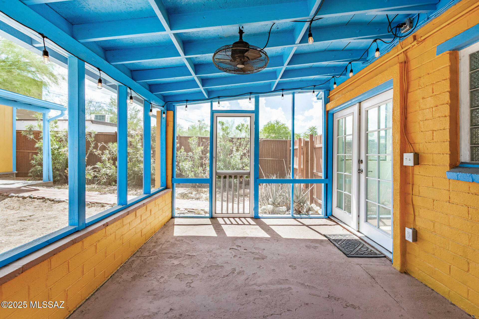 Catalina Poultry Acres NO 1 - Residential