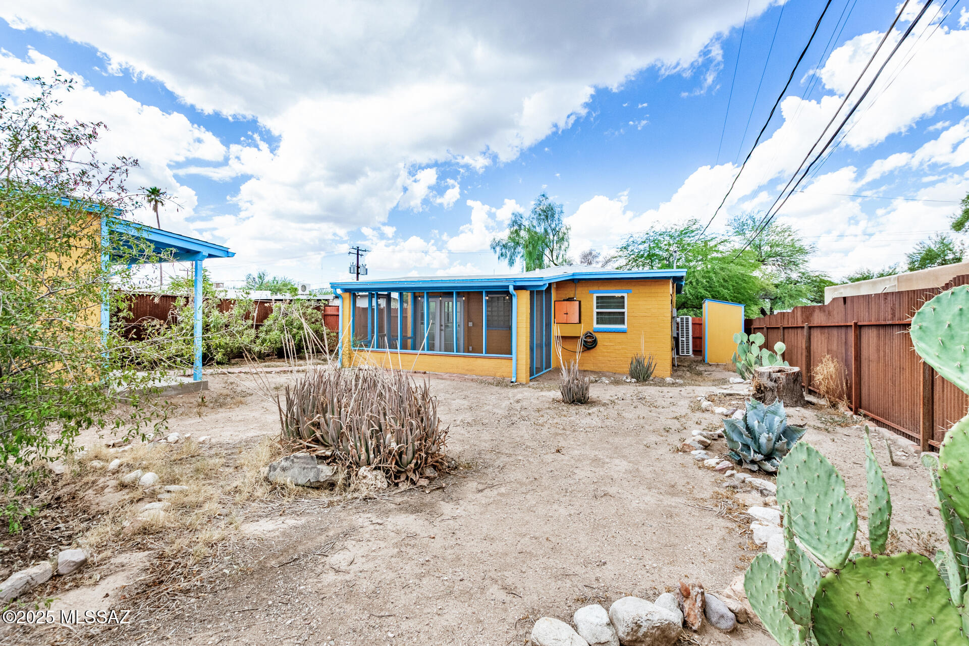 Catalina Poultry Acres NO 1 - Residential