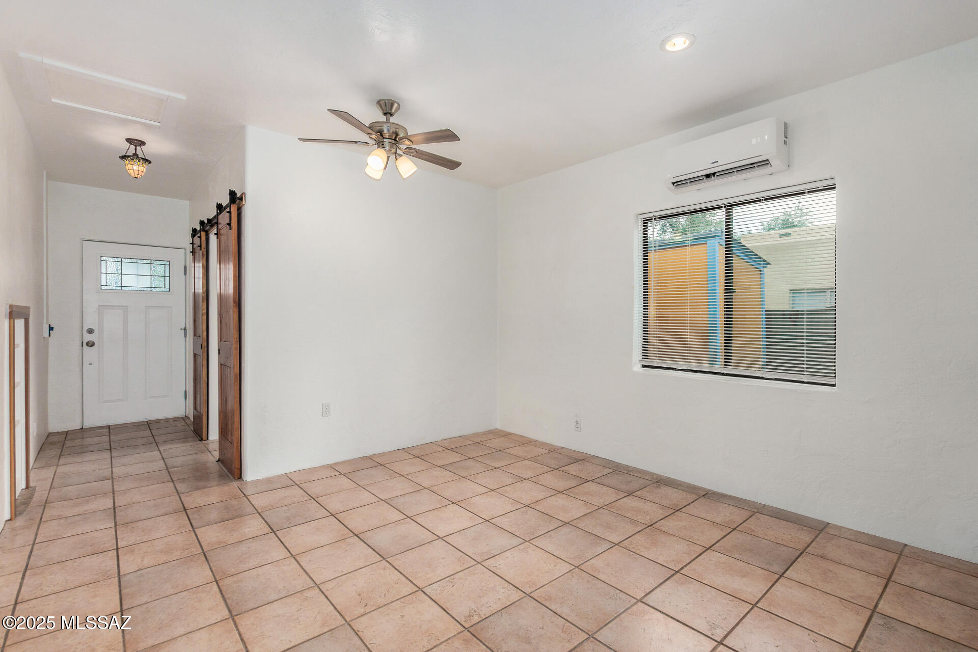 Catalina Poultry Acres NO 1 - Residential