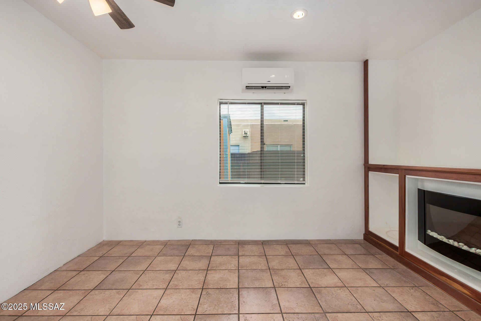 Catalina Poultry Acres NO 1 - Residential