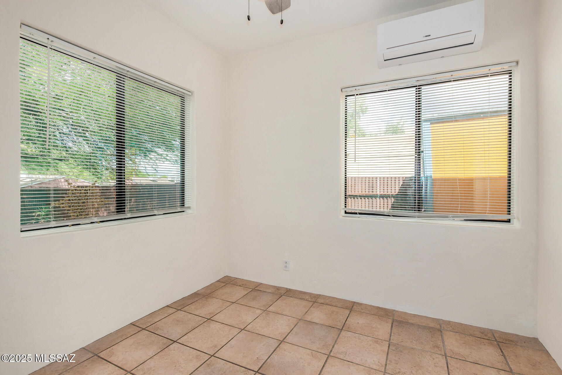 Catalina Poultry Acres NO 1 - Residential