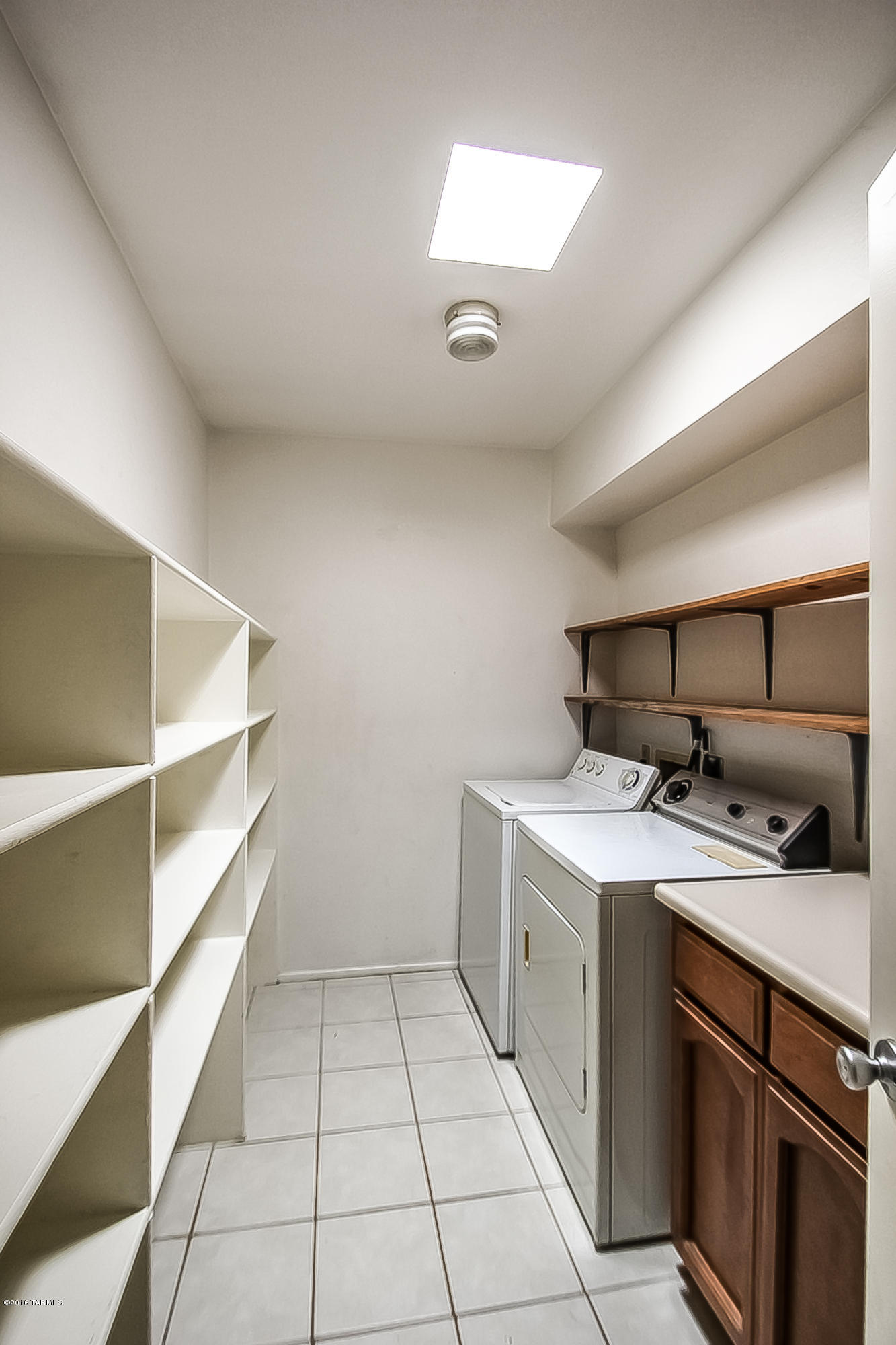 Centre View Town Homes (1-11) - Residential