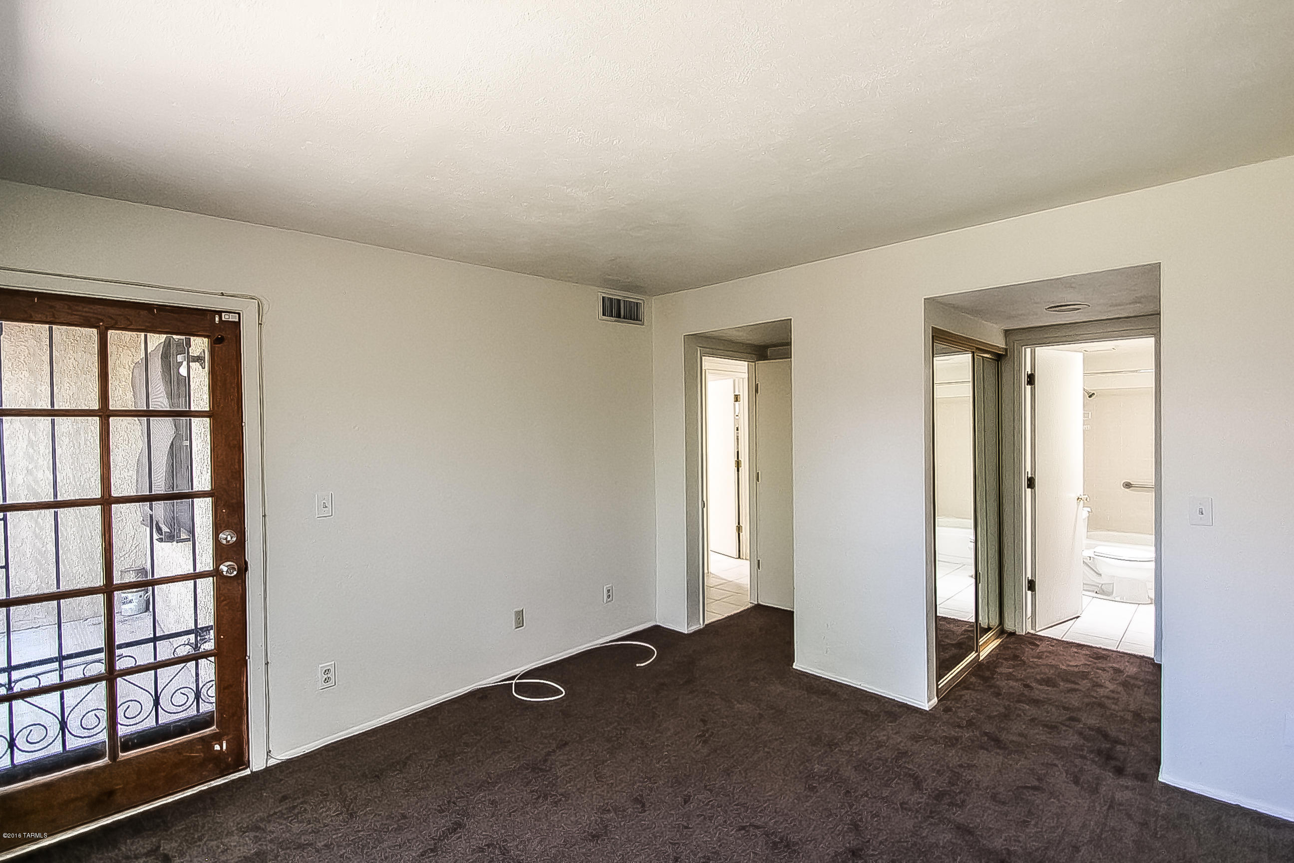 Centre View Town Homes (1-11) - Residential
