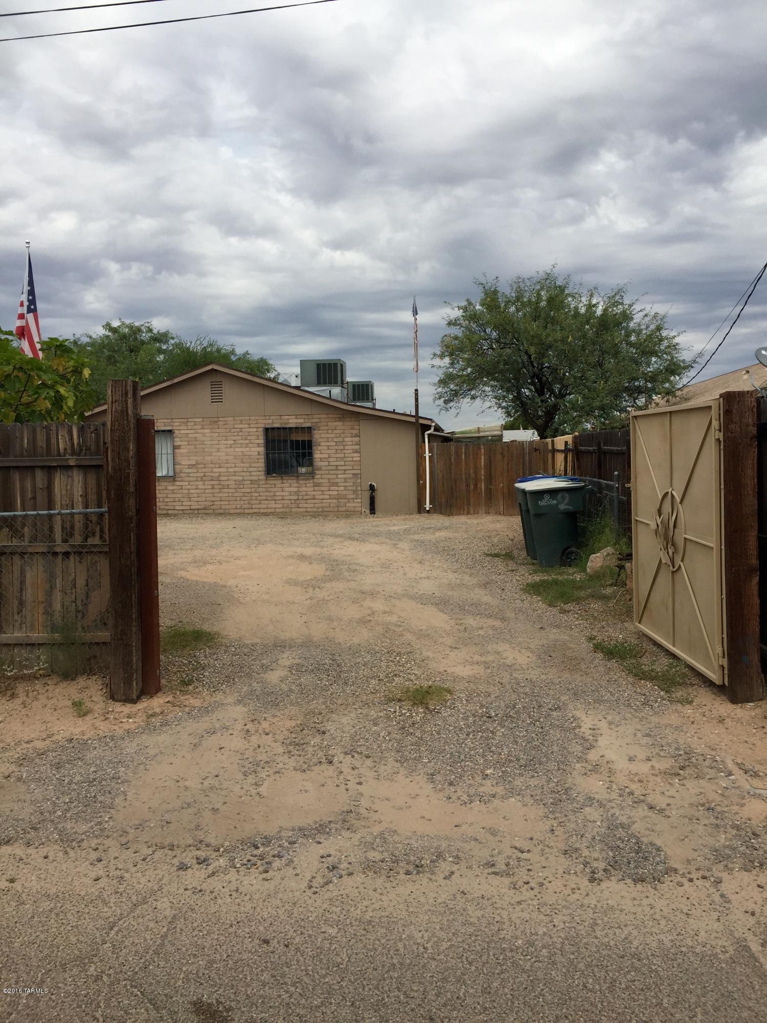 Do not miss this opportunity! 2004-built, meticulously maintained duplex with gated entry. INDIVIDUALLY METERED. Newer roof, newer tiled flooring, clean units and large bedrooms. Great for owner-occupant to live in one unit and rent the other, or for an investor looking for a solid property. **Units are individually metered**. Owner had one of the units rented for $750/month at one point.