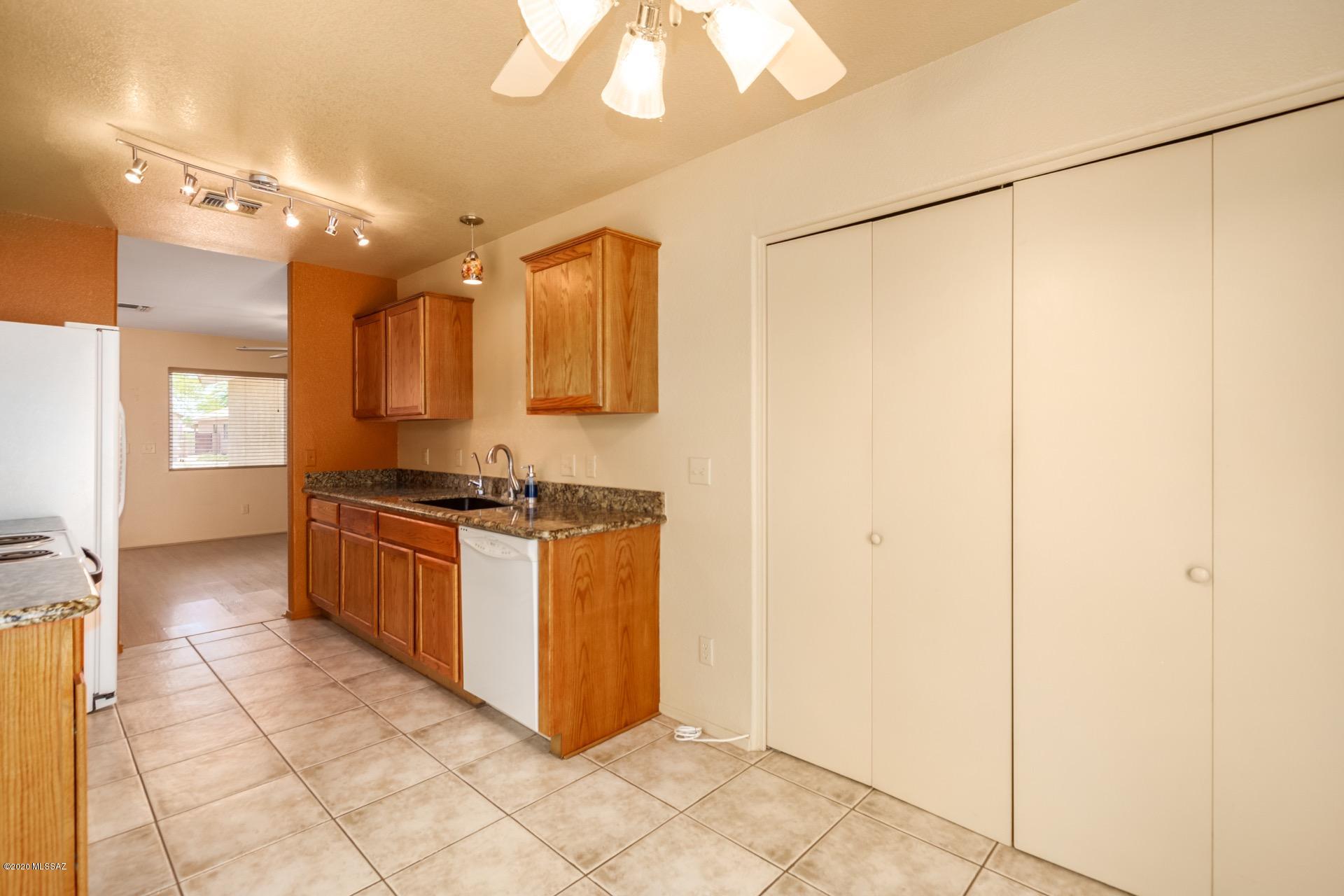 Rancho Vistoso Neighborhood 2 Ph2 (163-180, 221-244, 262-318) - Residential