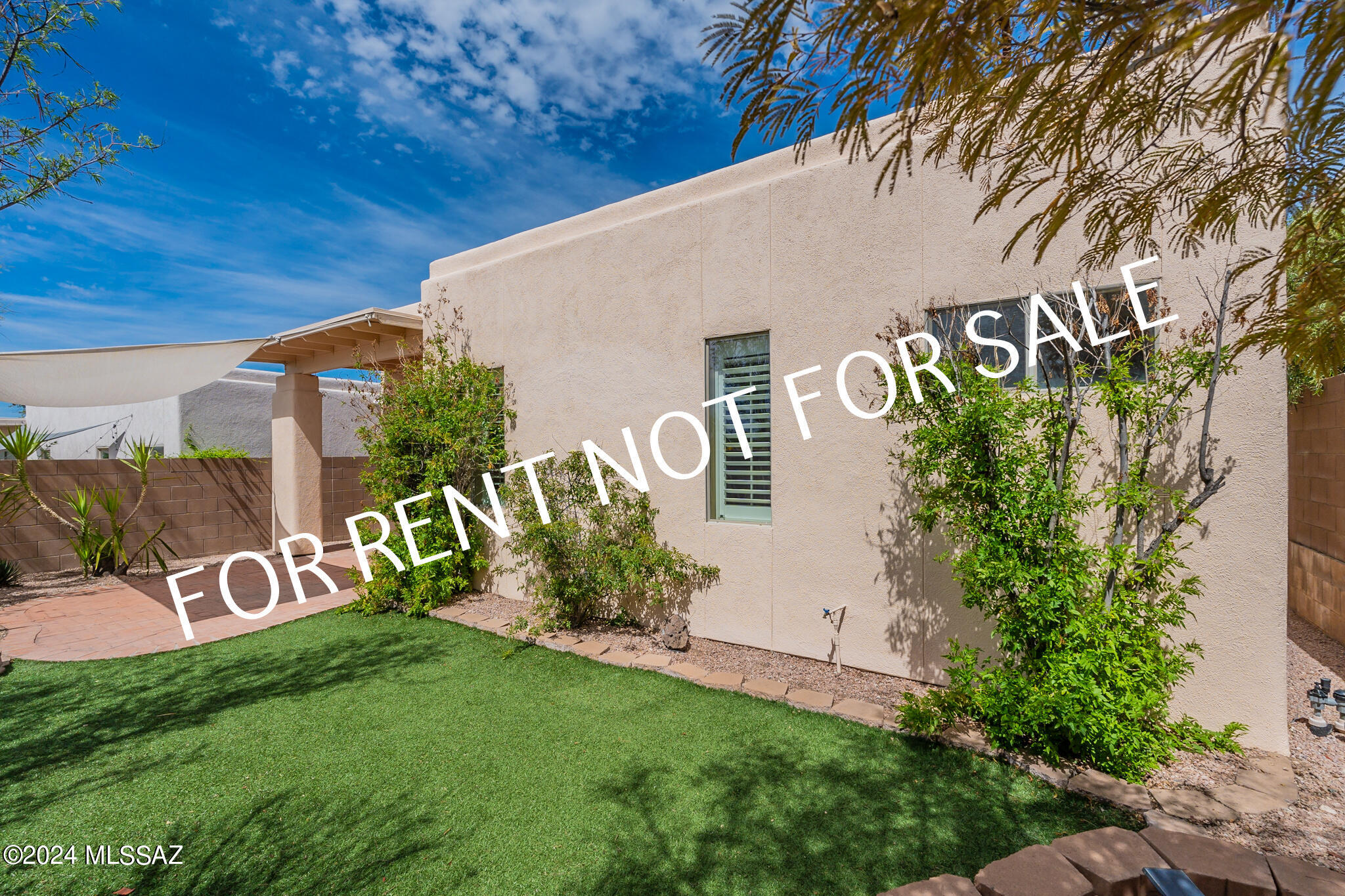 Rancho Lomas (1-81) - Residential Lease