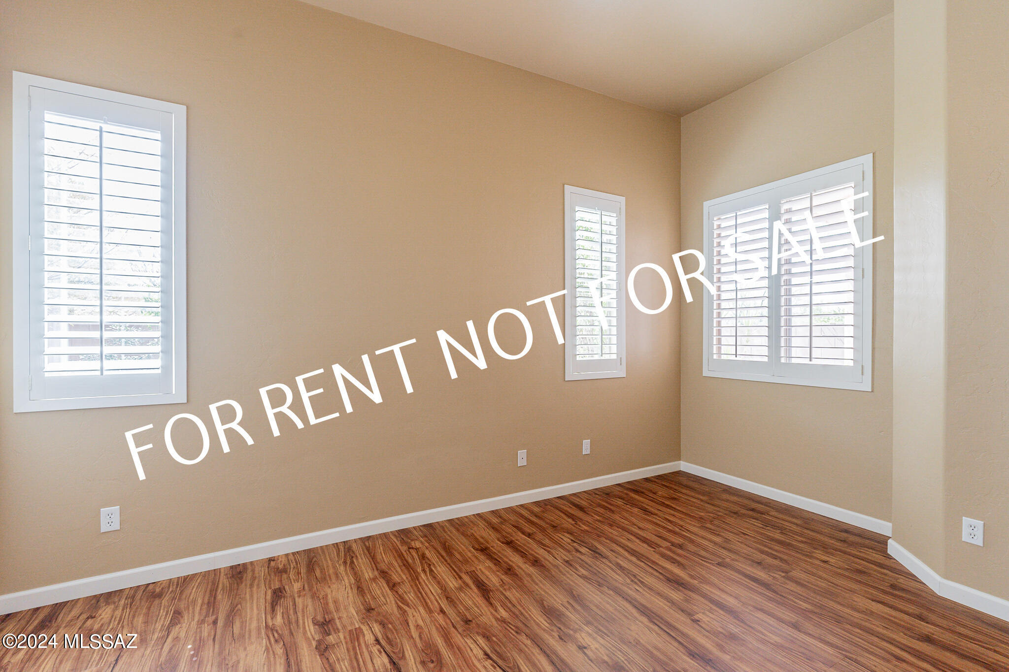 Rancho Lomas (1-81) - Residential Lease