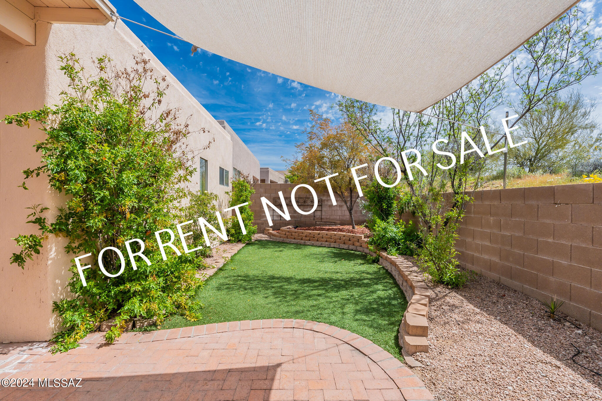 Rancho Lomas (1-81) - Residential Lease