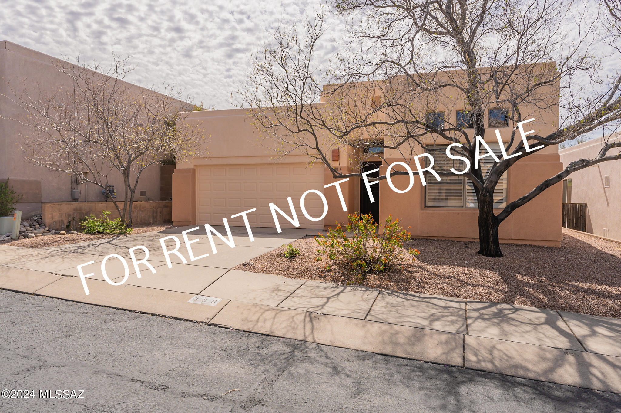 Rancho Lomas (1-81) - Residential Lease