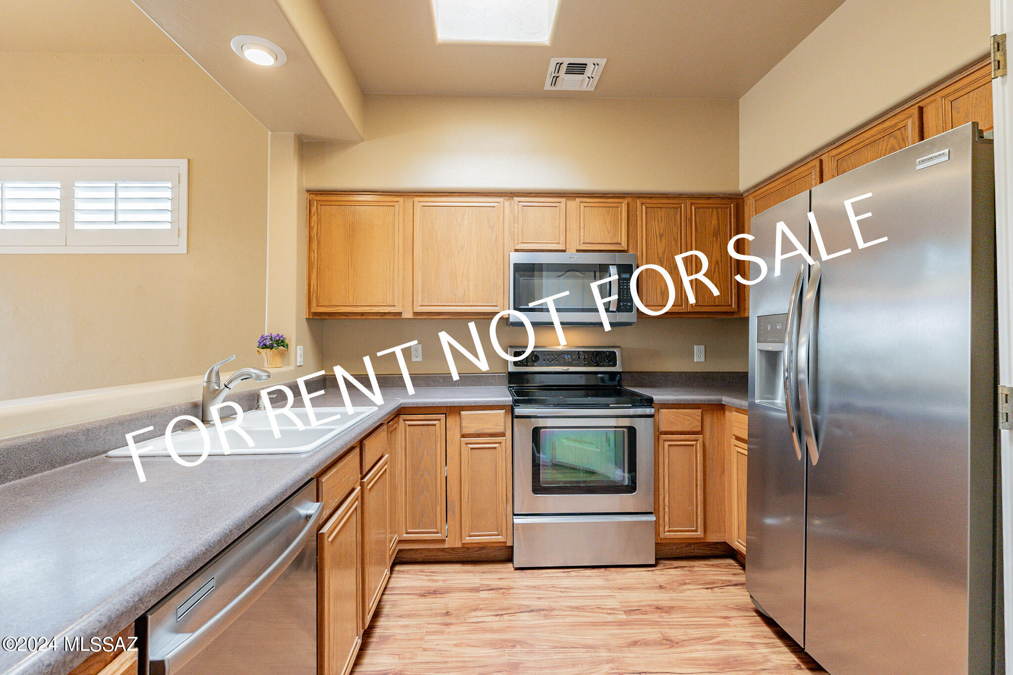Rancho Lomas (1-81) - Residential Lease