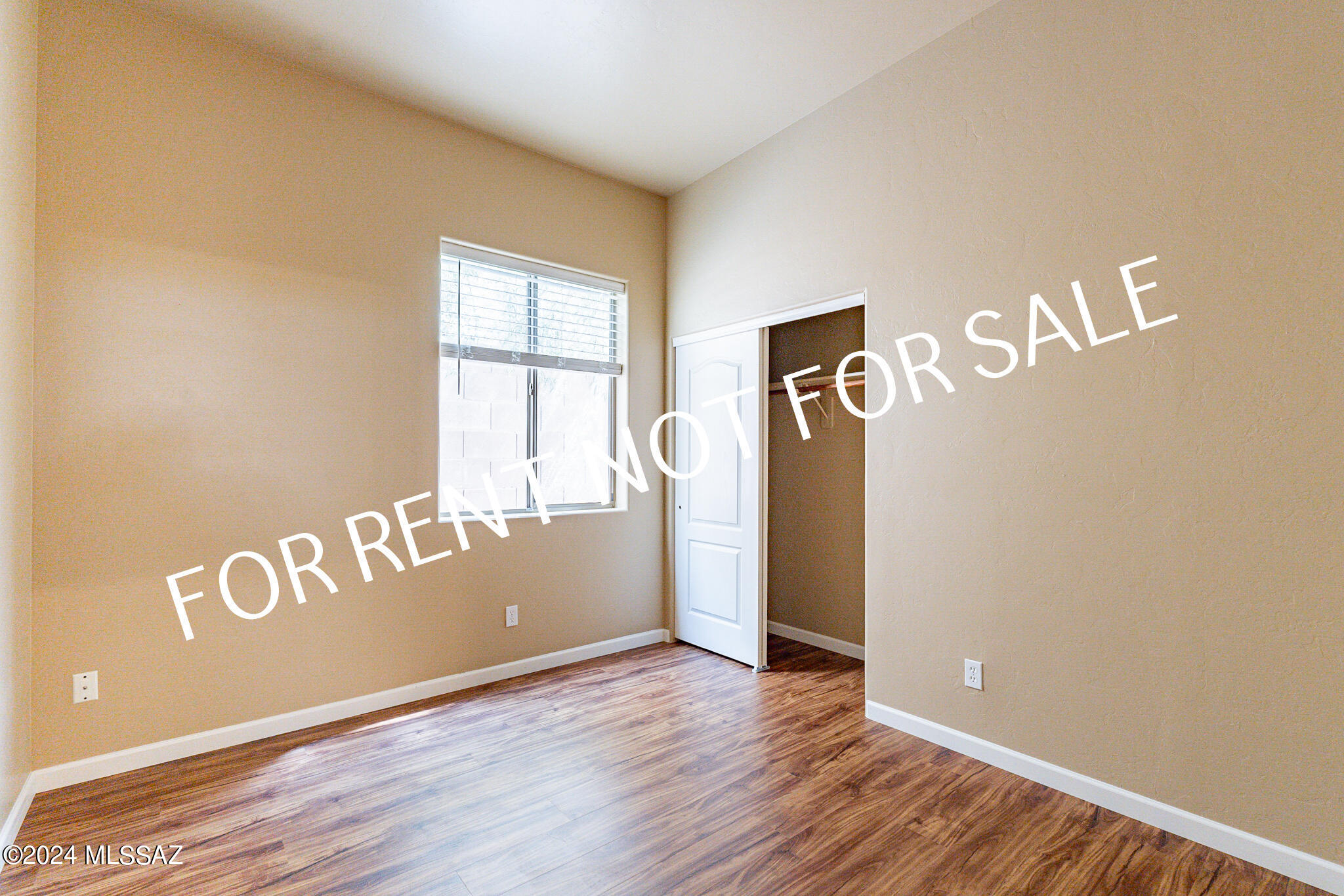 Rancho Lomas (1-81) - Residential Lease
