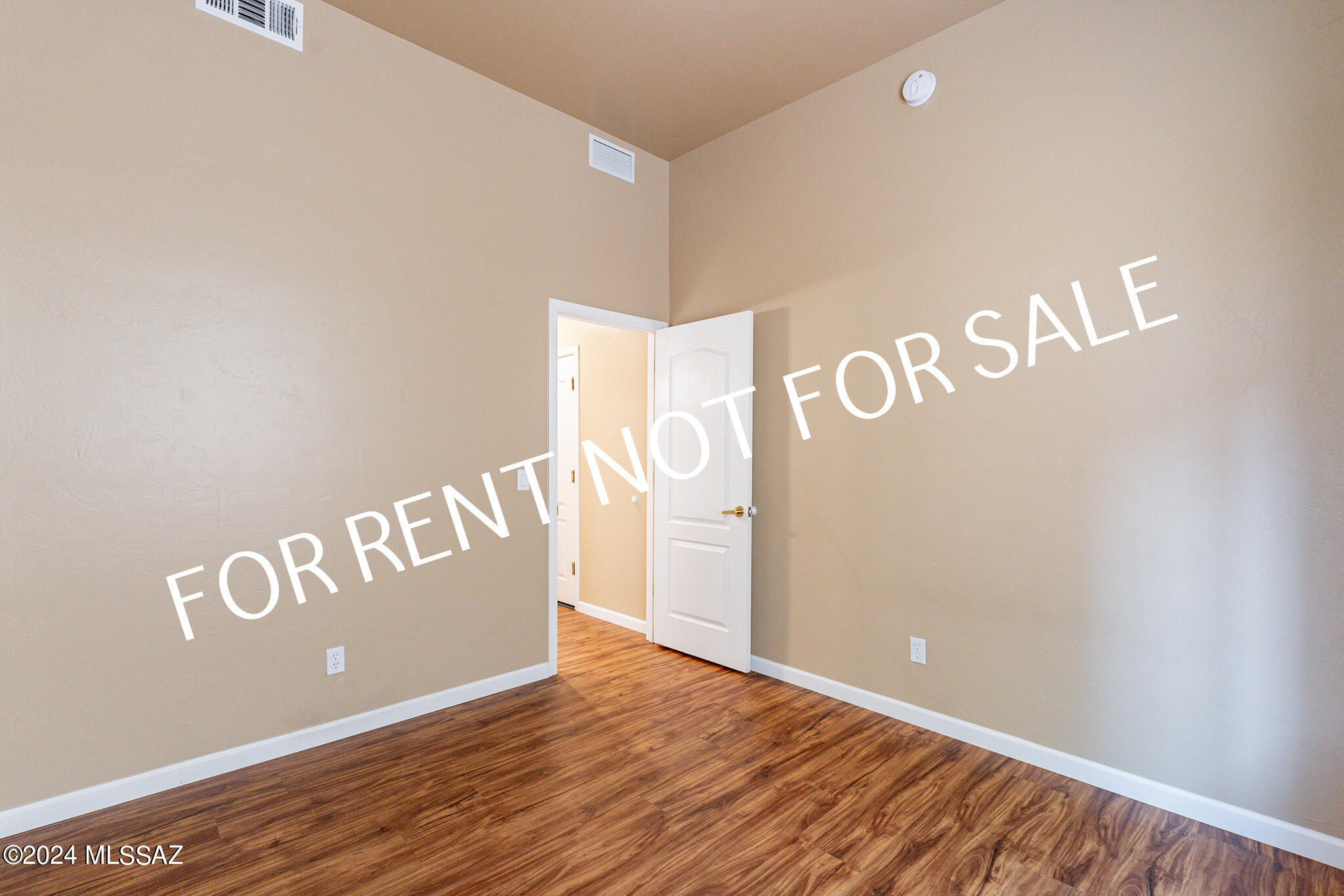 Rancho Lomas (1-81) - Residential Lease