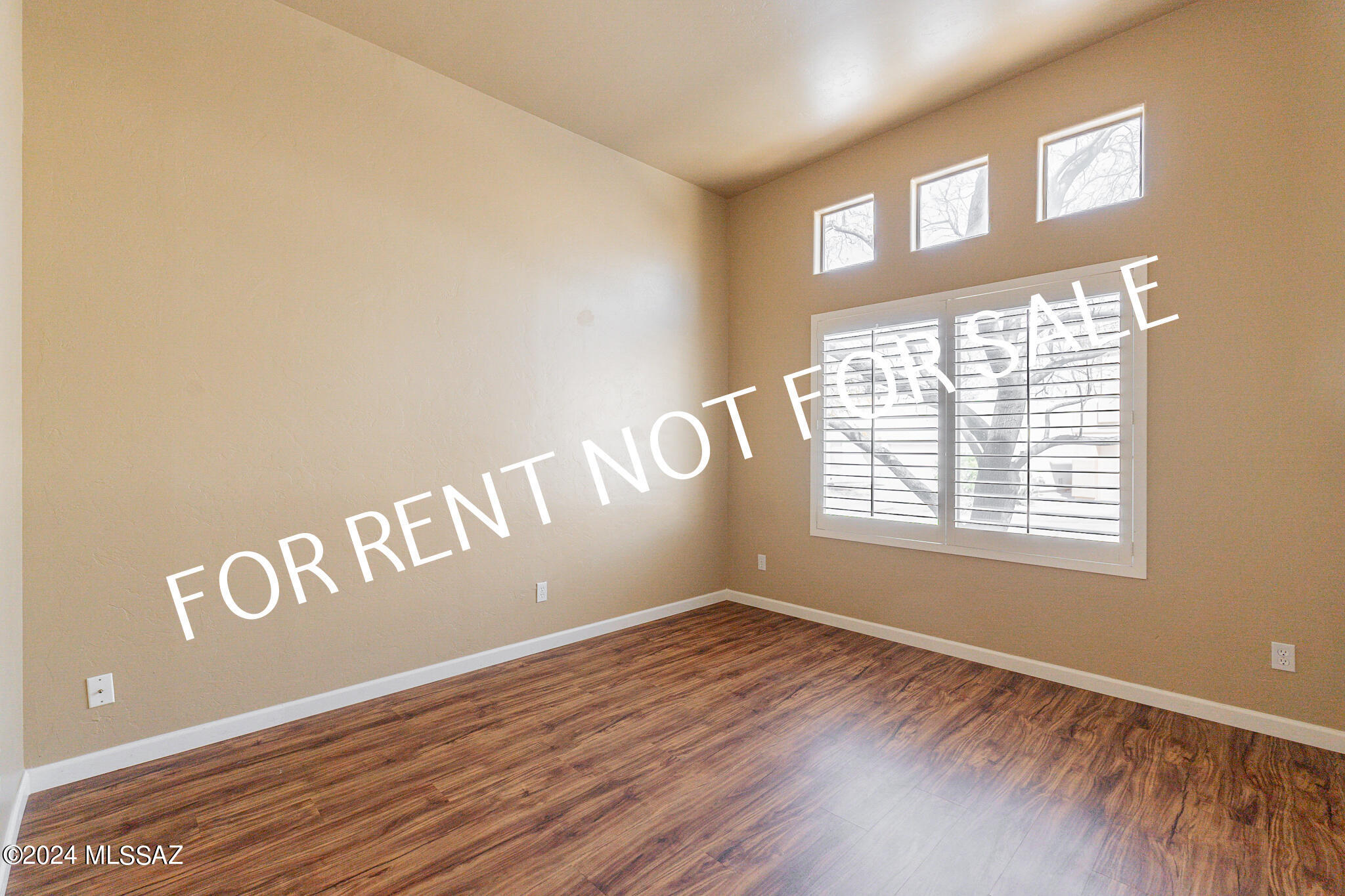 Rancho Lomas (1-81) - Residential Lease