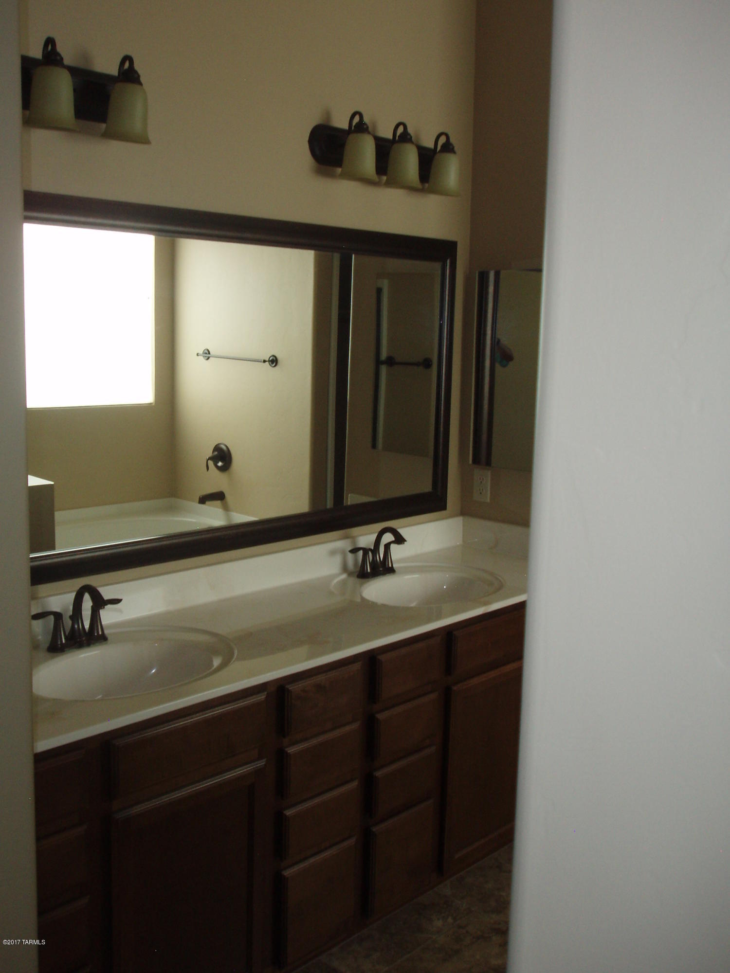 Estancia Del Corazon - Residential Lease