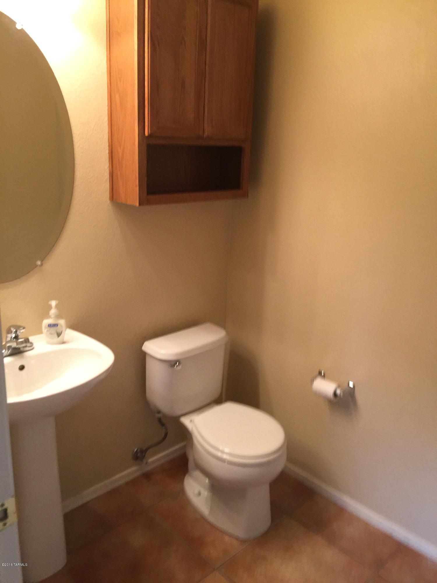 Catalina Vistas - Residential Lease