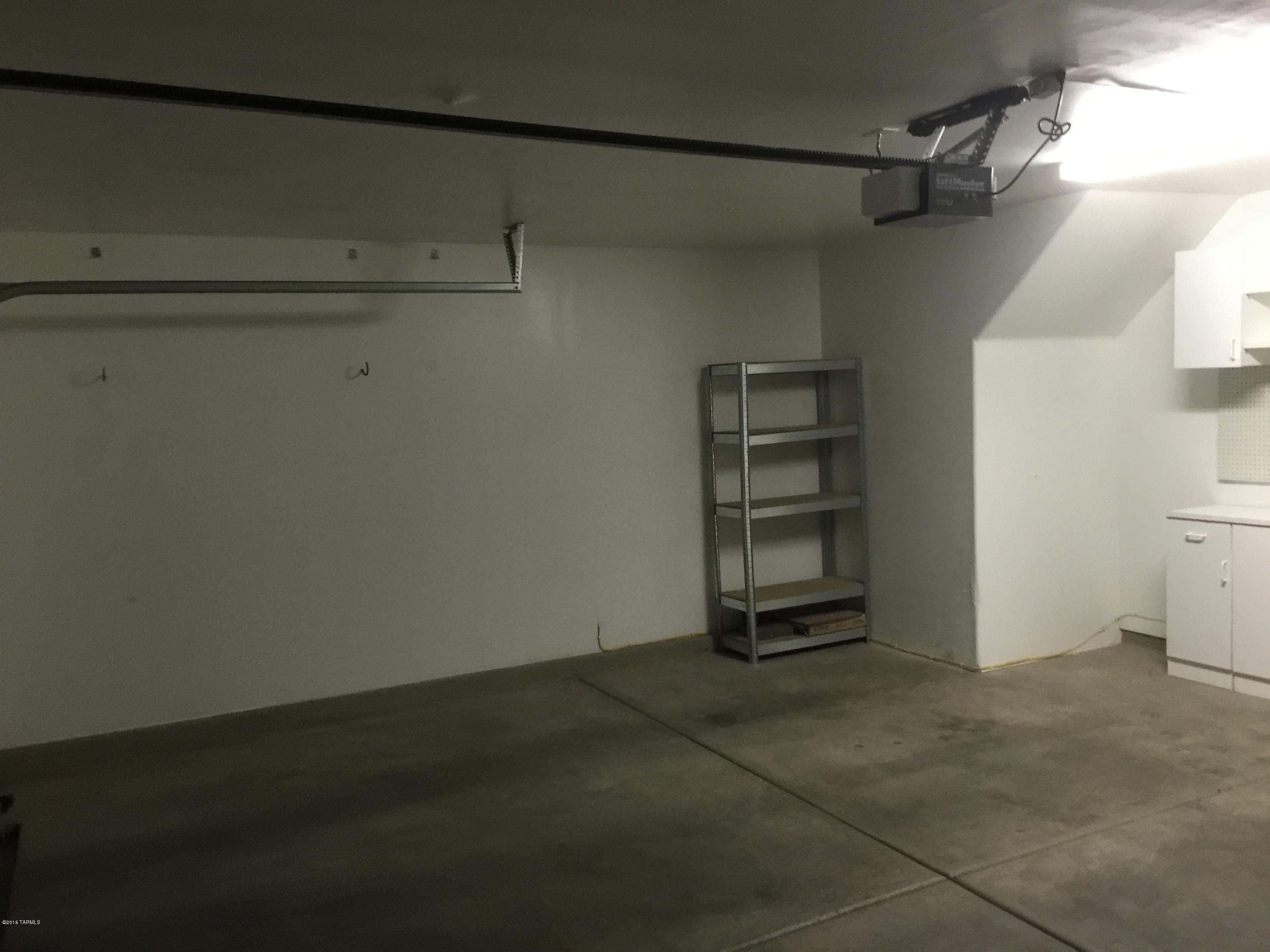 Catalina Vistas - Residential Lease