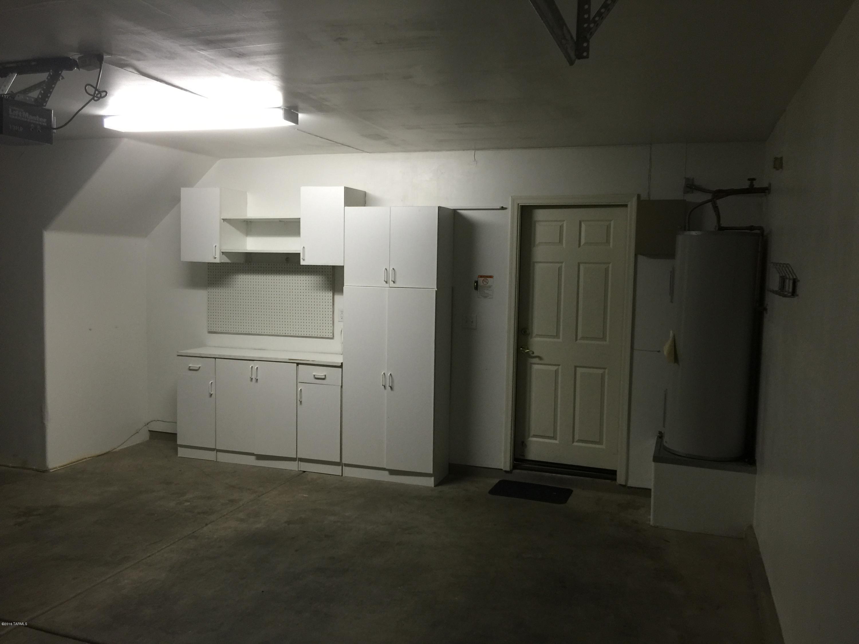 Catalina Vistas - Residential Lease