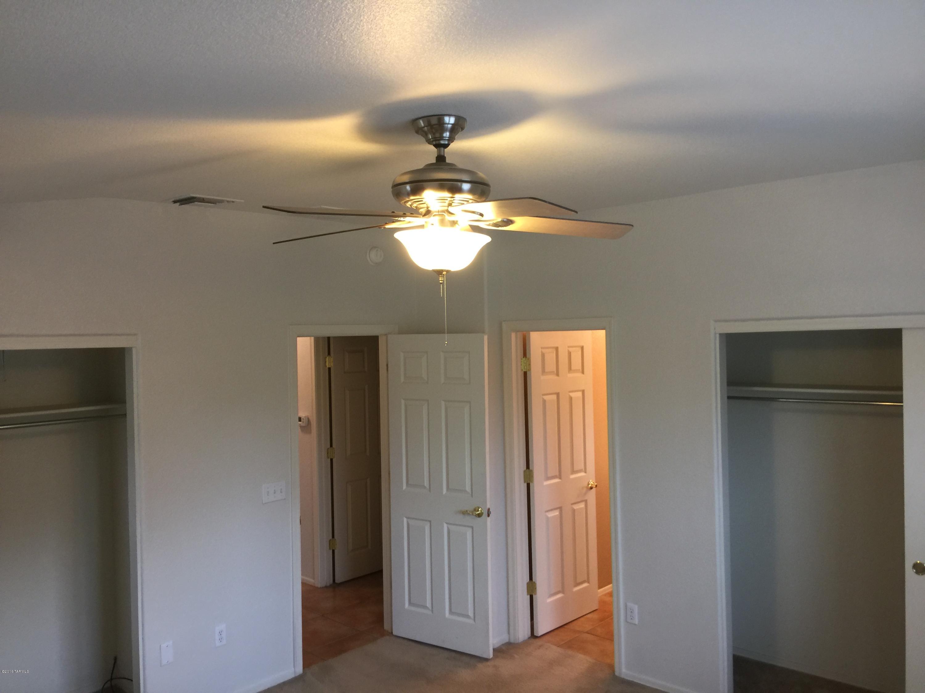 Catalina Vistas - Residential Lease