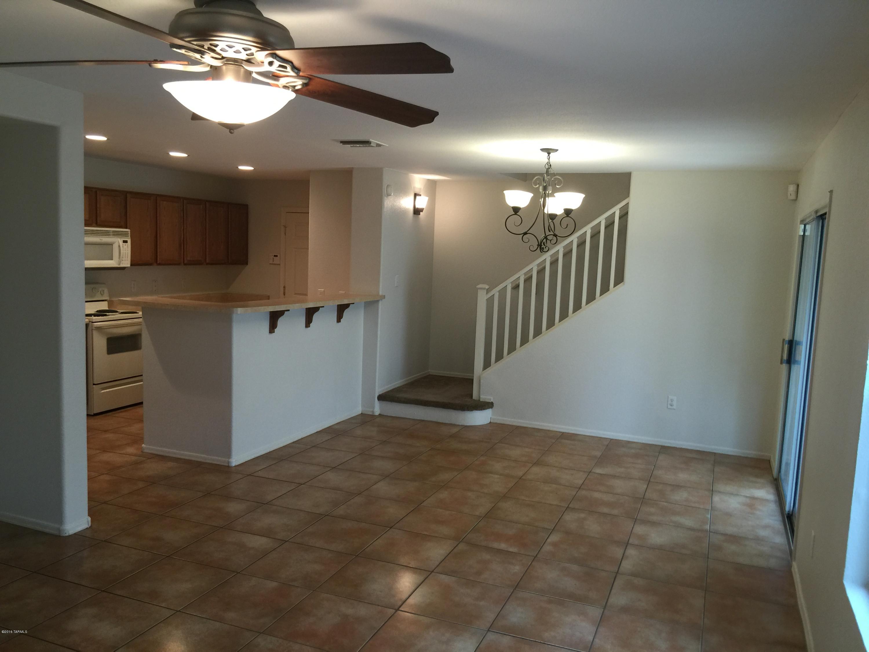 Catalina Vistas - Residential Lease