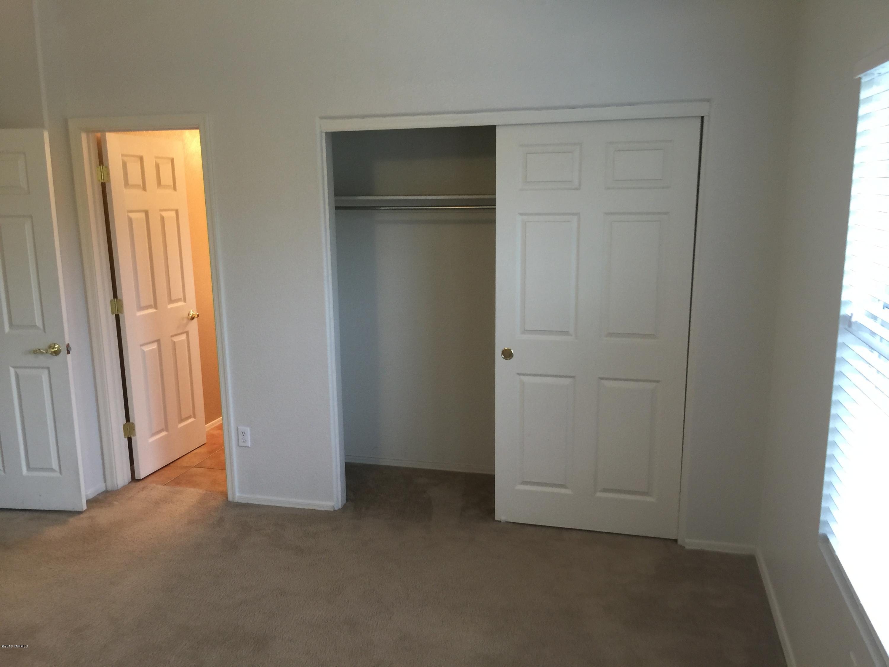 Catalina Vistas - Residential Lease
