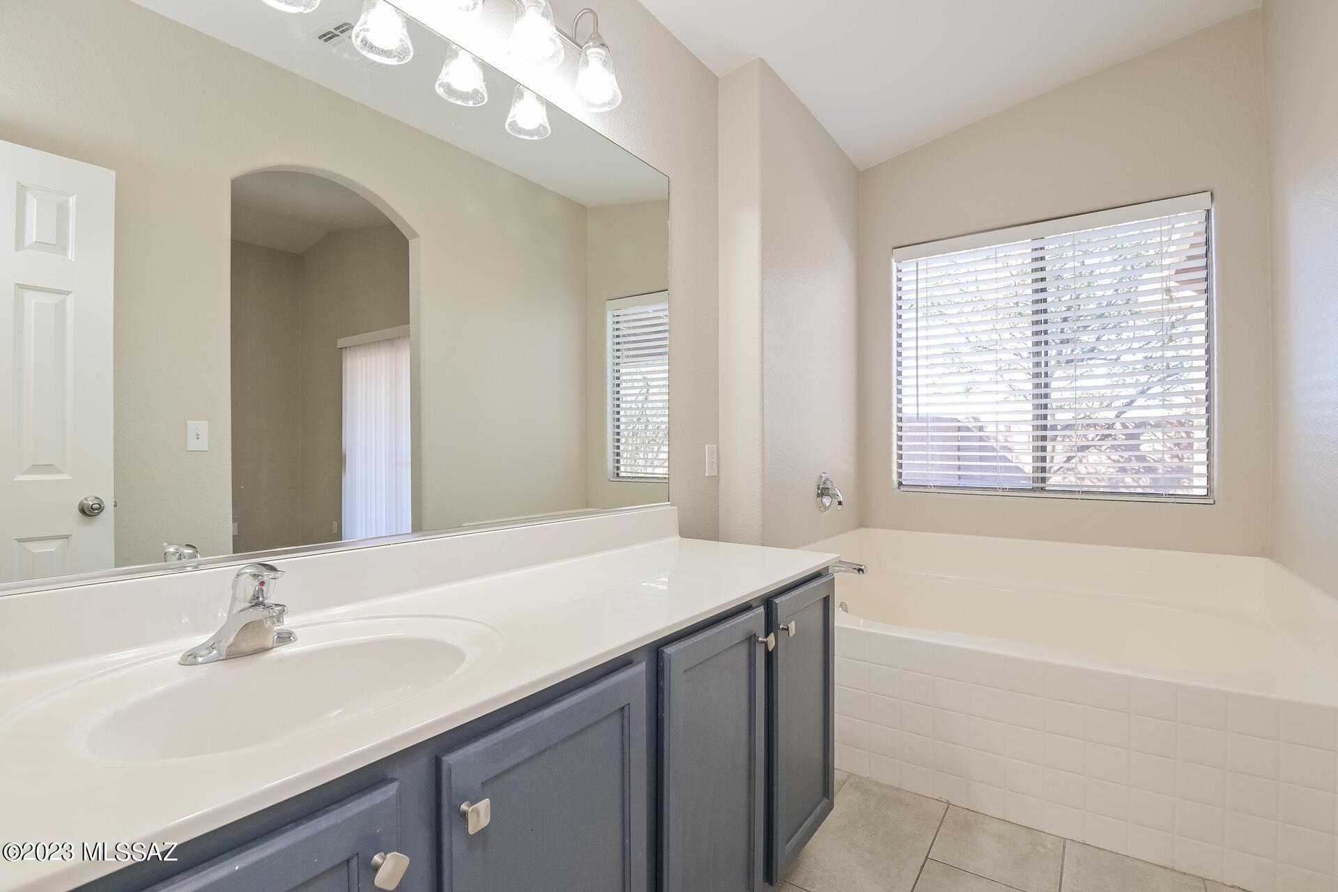 Rita Reserve (1-43) - Residential Lease