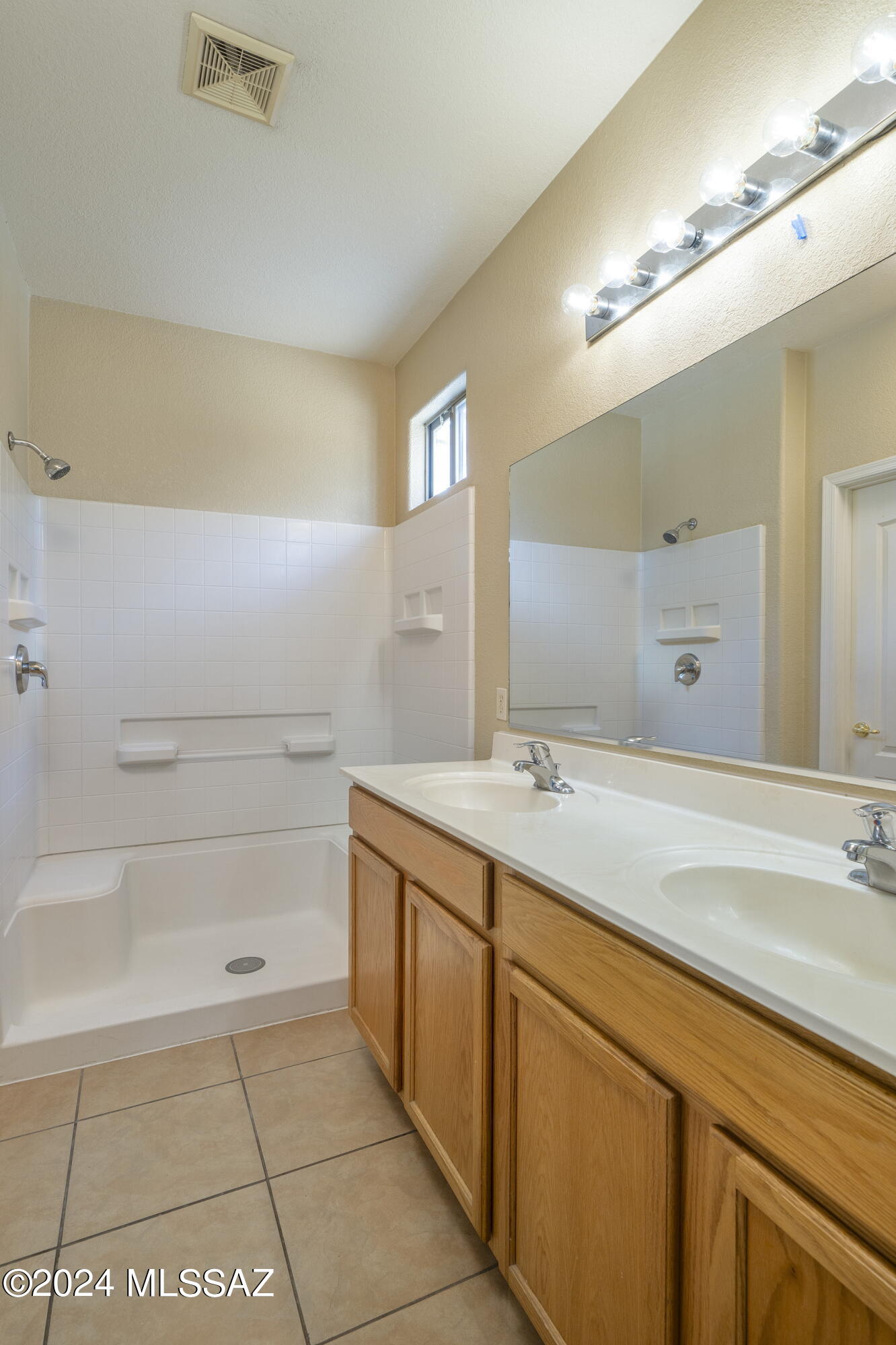 Presidio Vista (1-36, 118-181) - Residential