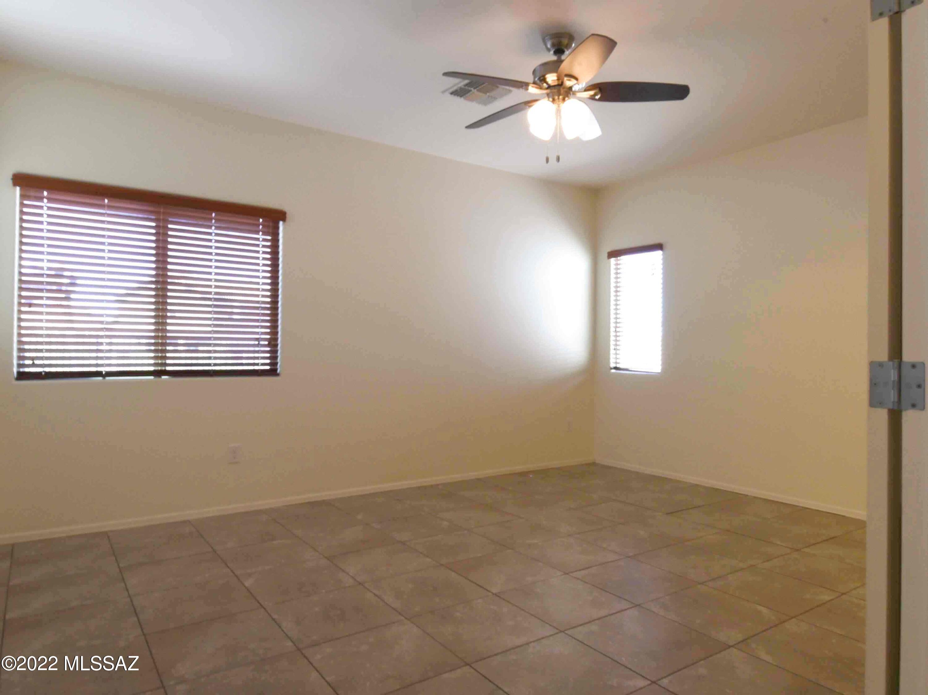 New Tucson Unit NO. 5 (1-312) - Residential