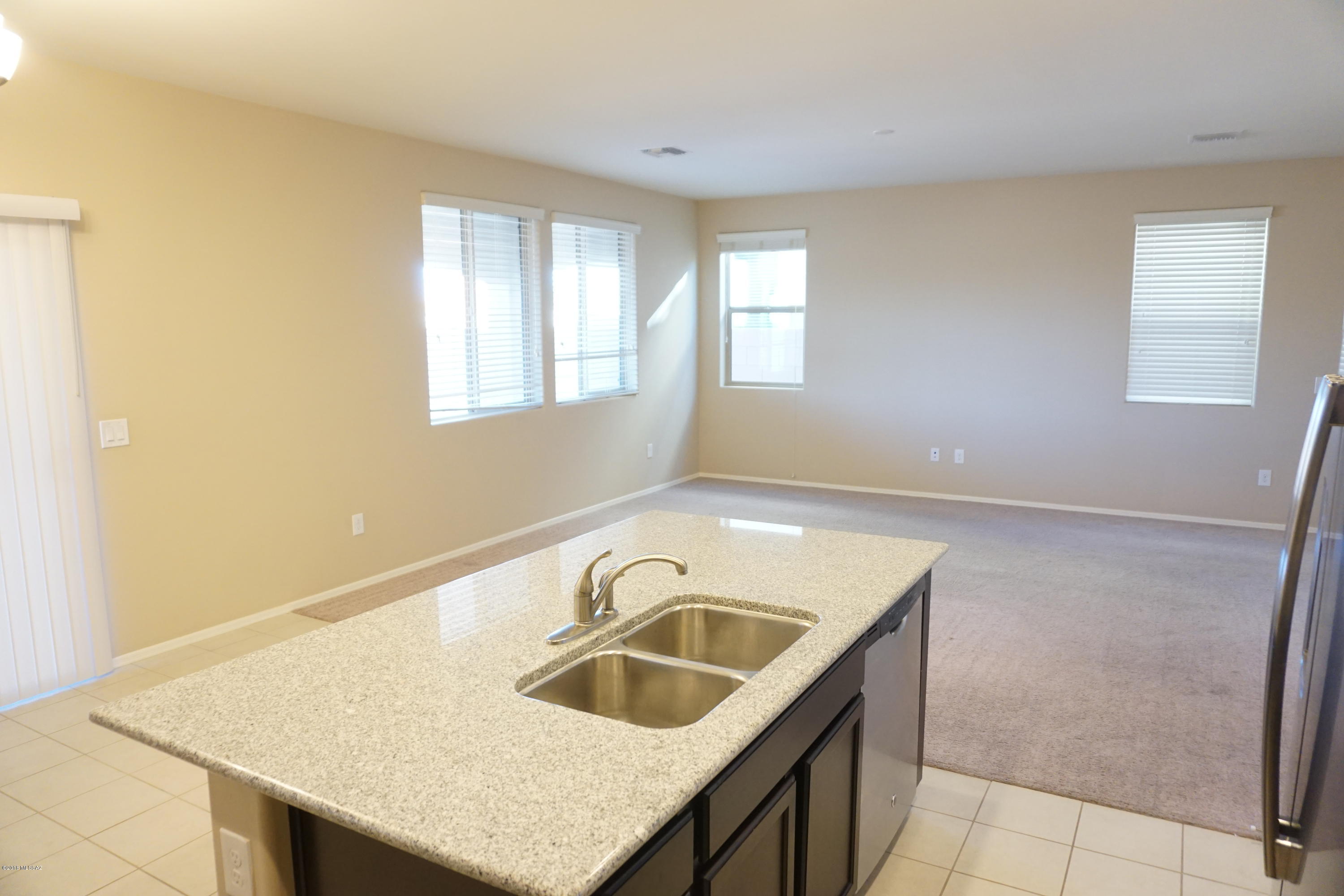 Interstate 10 and Kolb Road - Residential