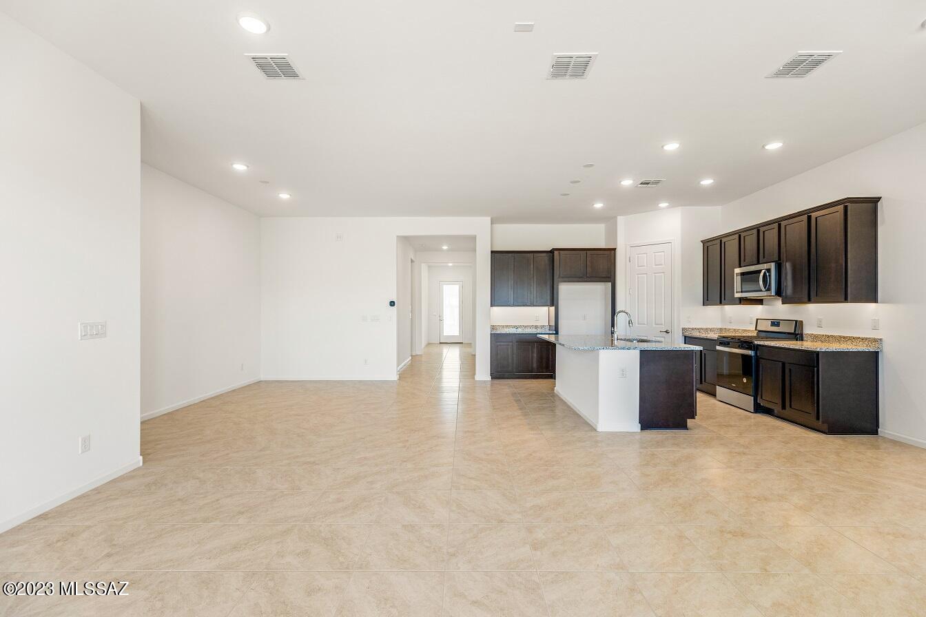 Gladden Farms Block 31 - Residential