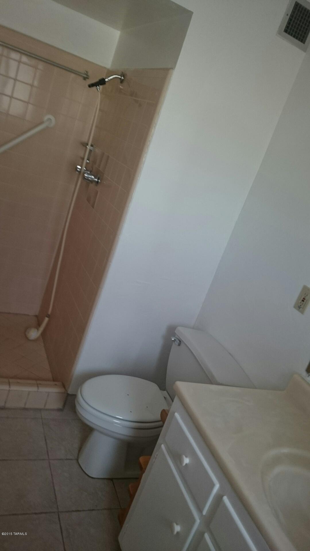 Orange Grove Park(1-35) - Residential Lease