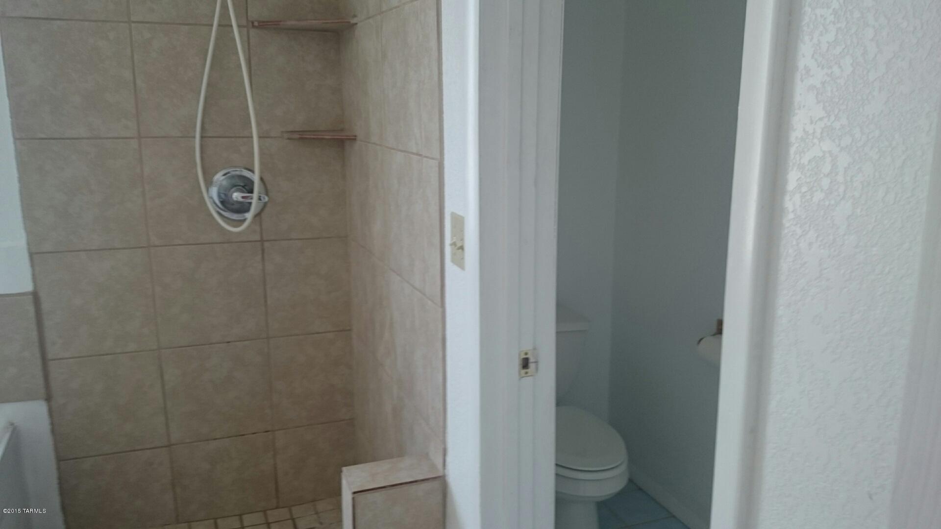 Orange Grove Park(1-35) - Residential Lease