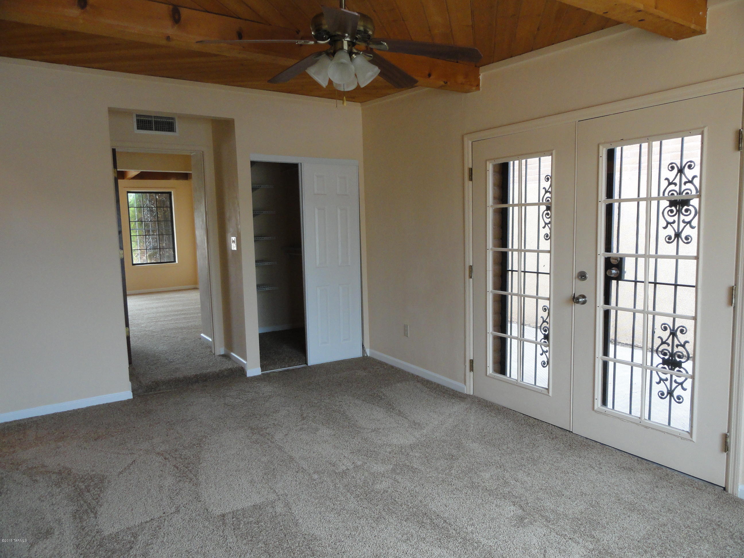 Broadway East (1-112) - Residential