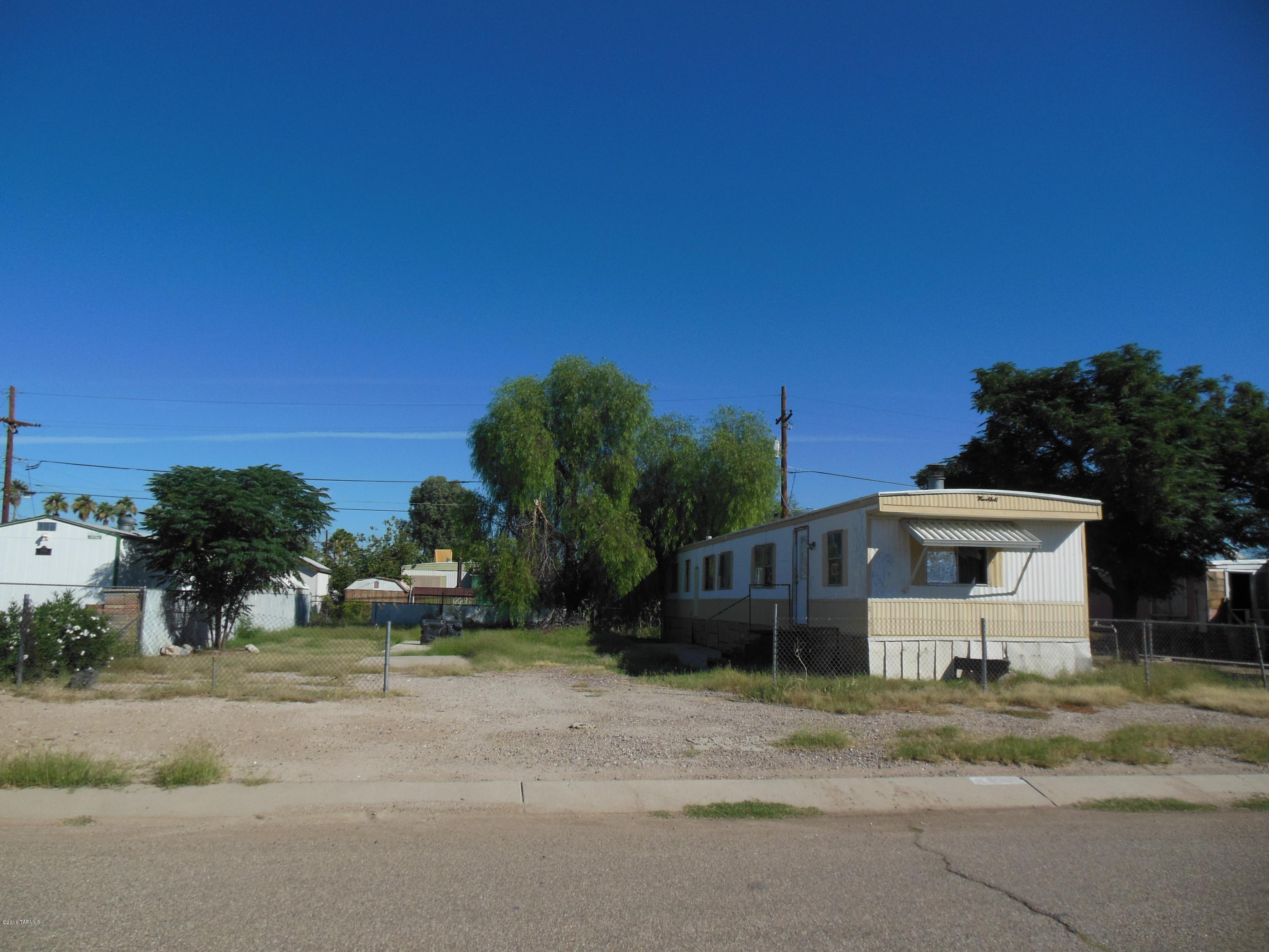 Palmdale (100-199) - Land