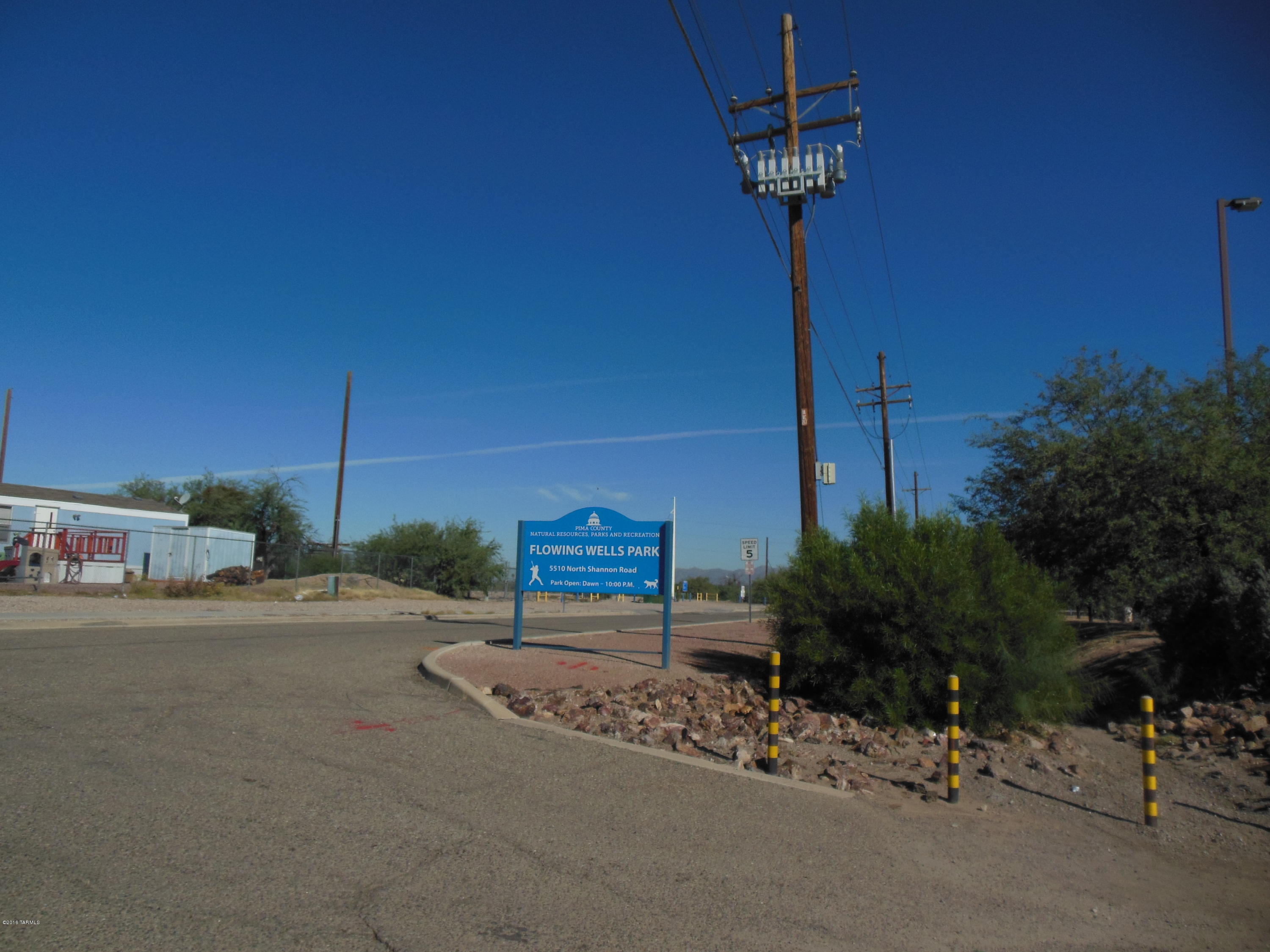 Palmdale (100-199) - Land