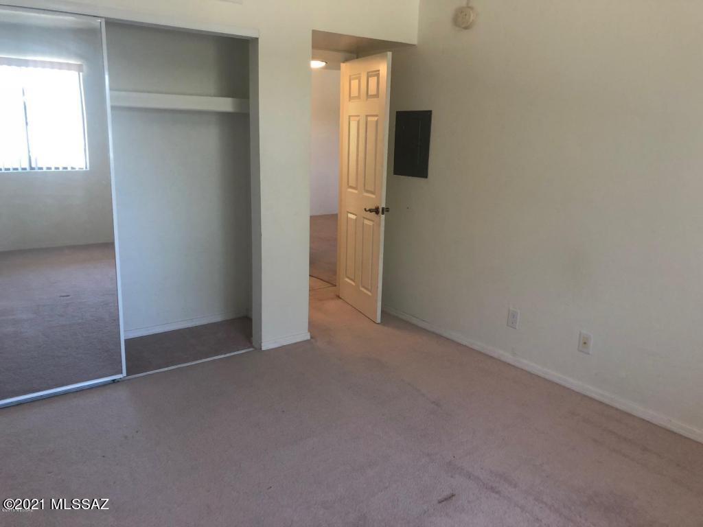 Sierra Madre Condos - Residential