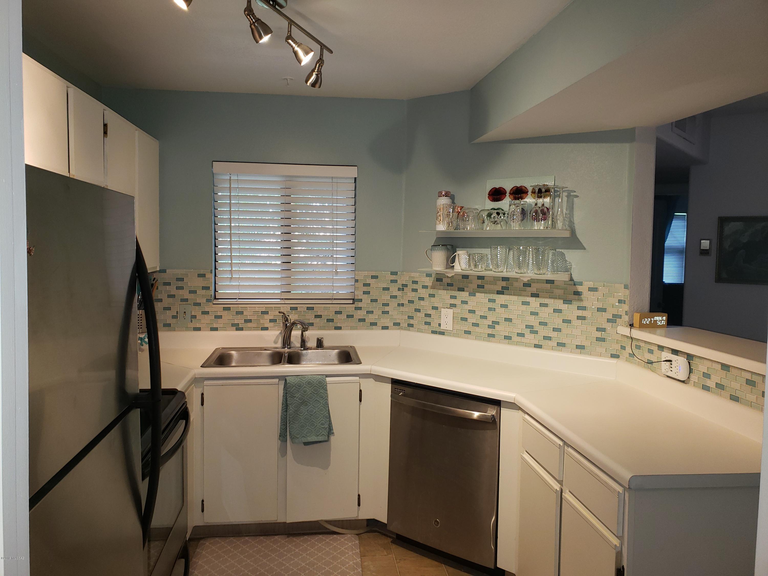 Veranda at Ventana Condominiums - Residential Lease