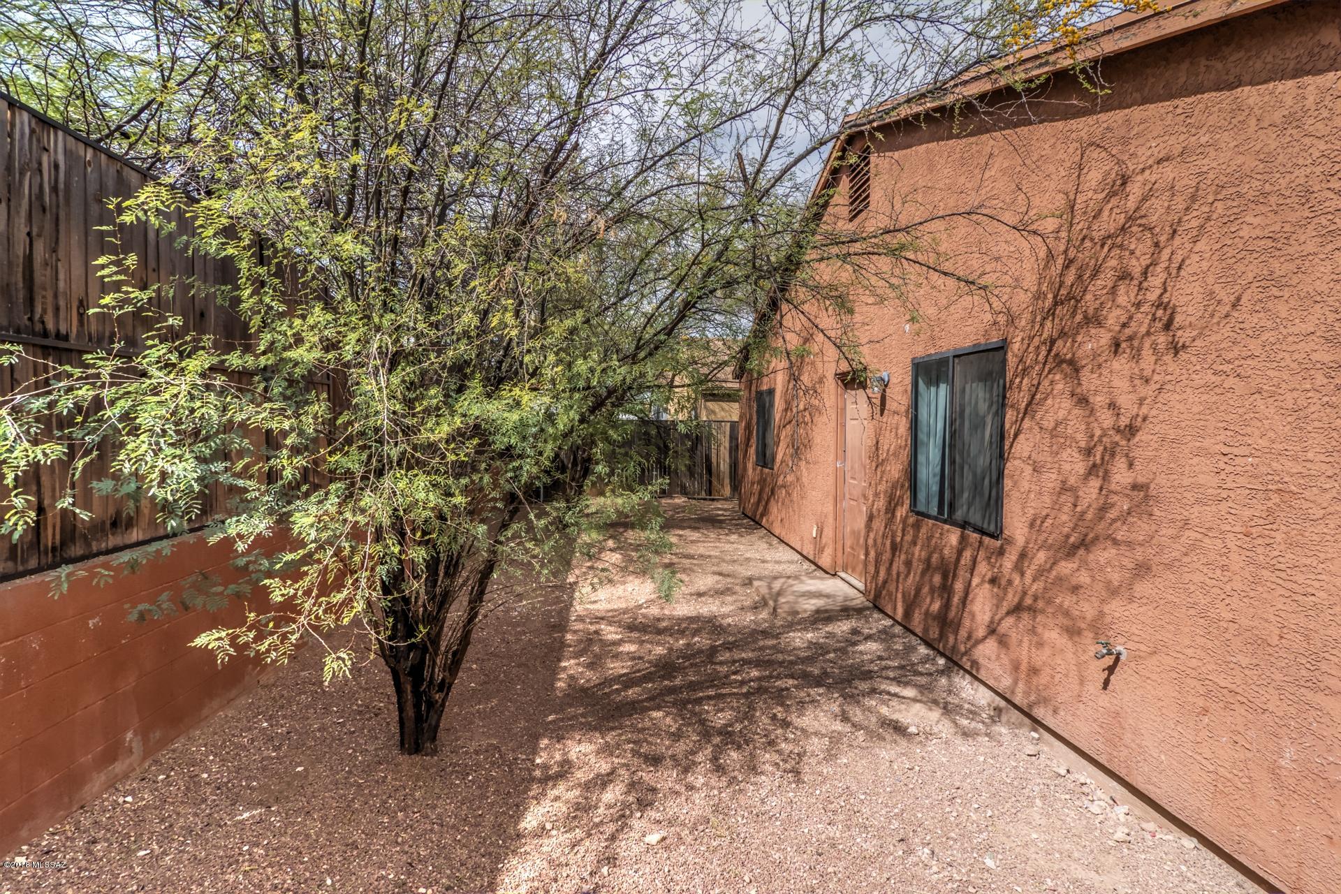 Pueblo Norte (1-21) - Residential