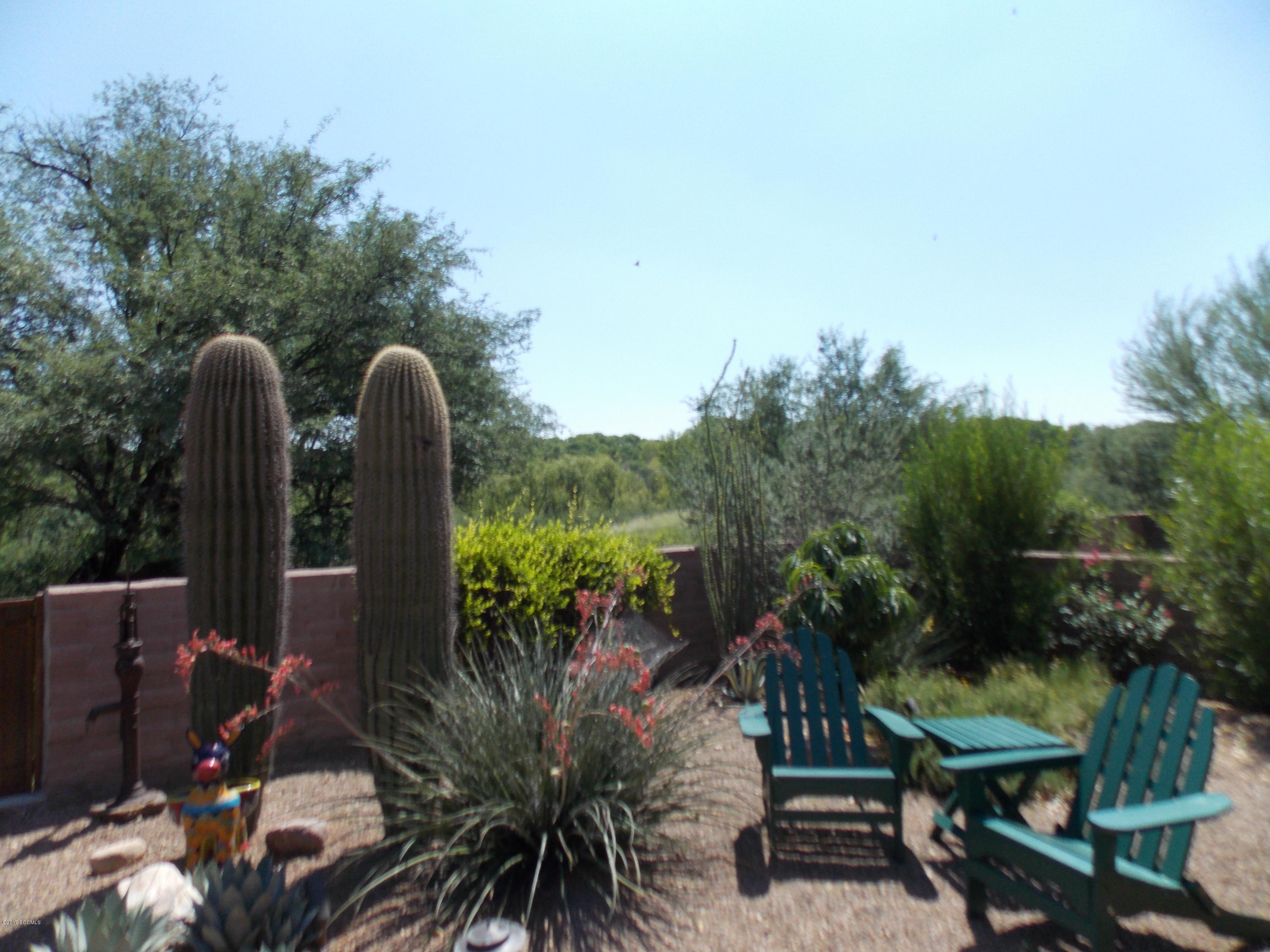 Barrio Trails Head - Residential