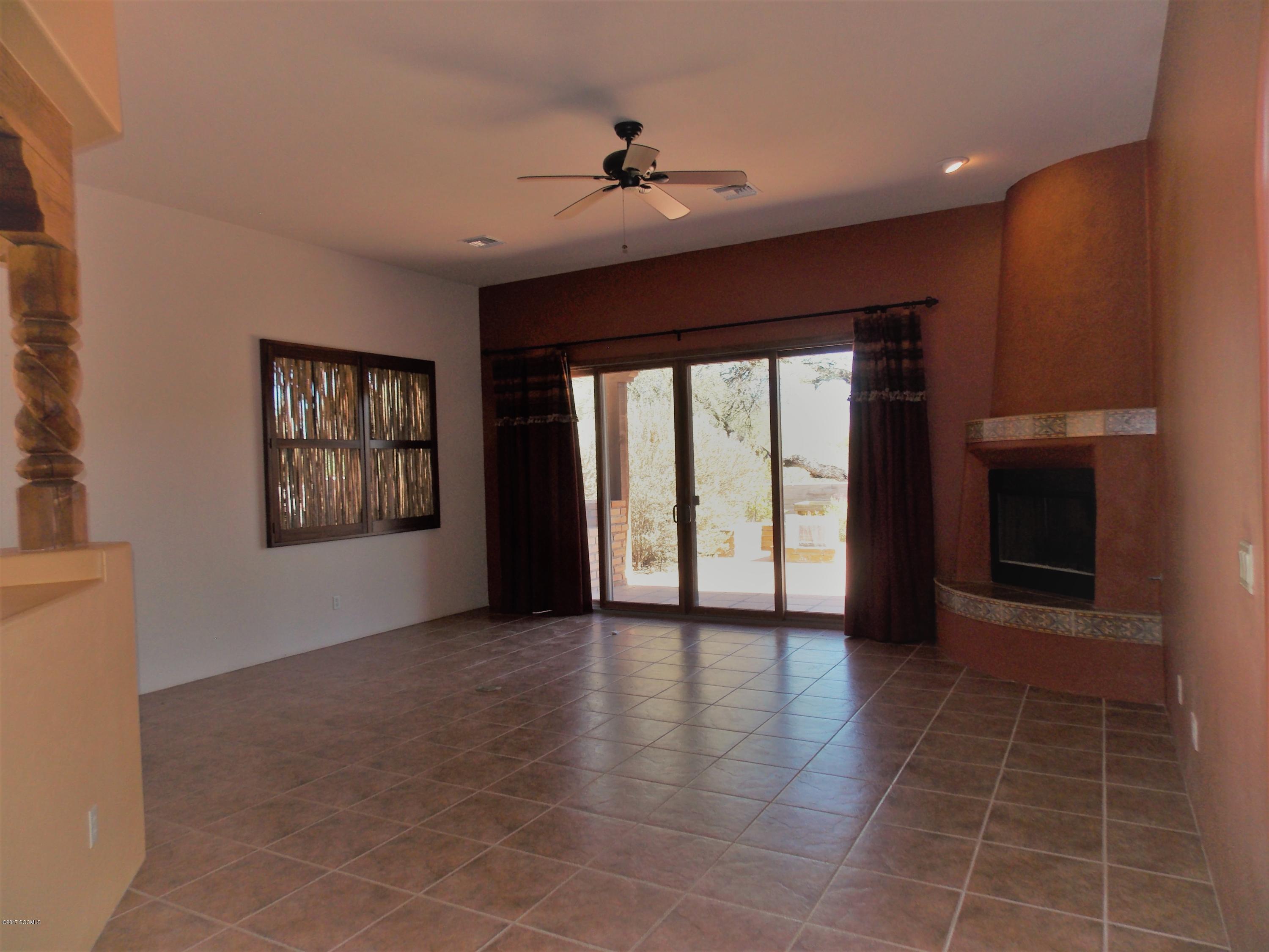 Barrio Trails Head - Residential