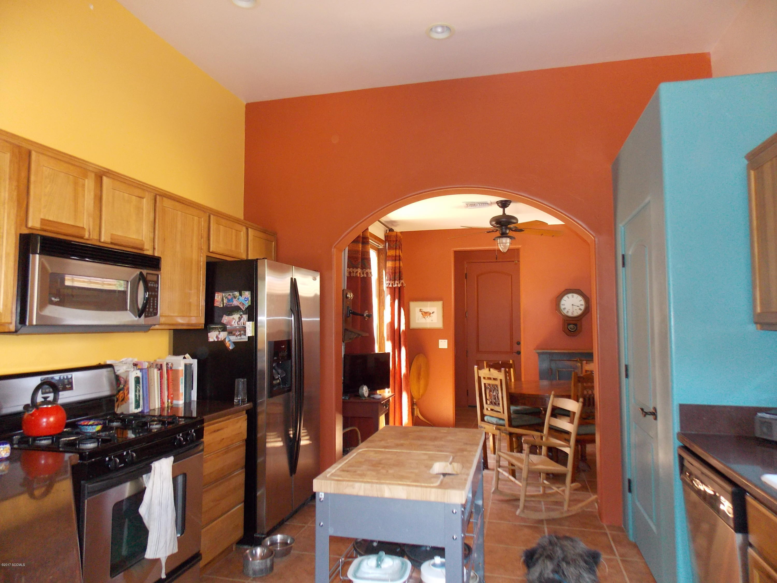Barrio Trails Head - Residential