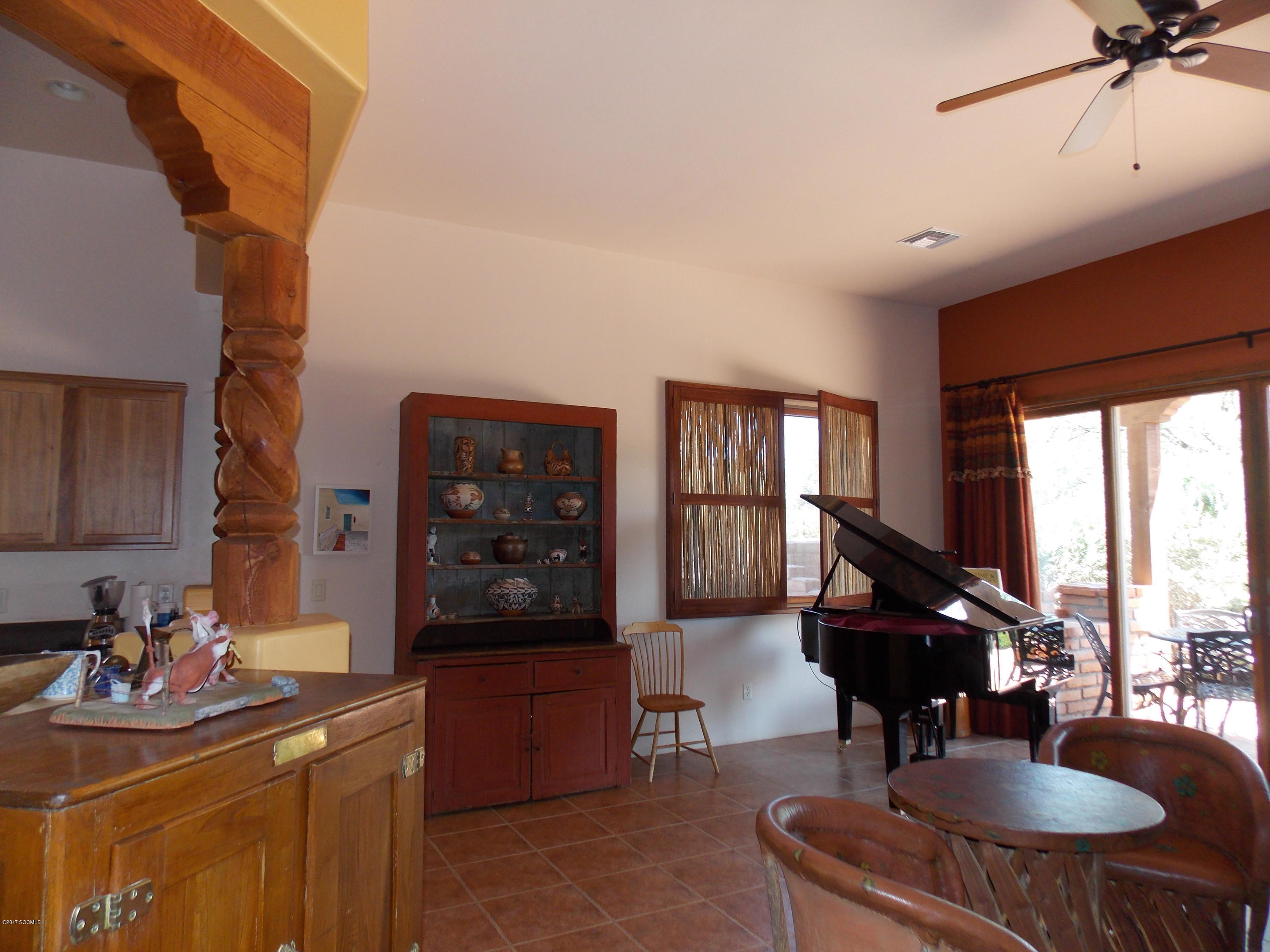Barrio Trails Head - Residential