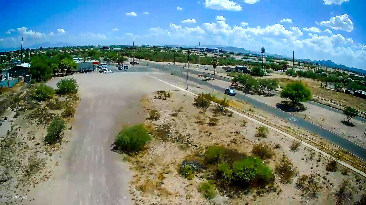 Pueblo Gardens - Land