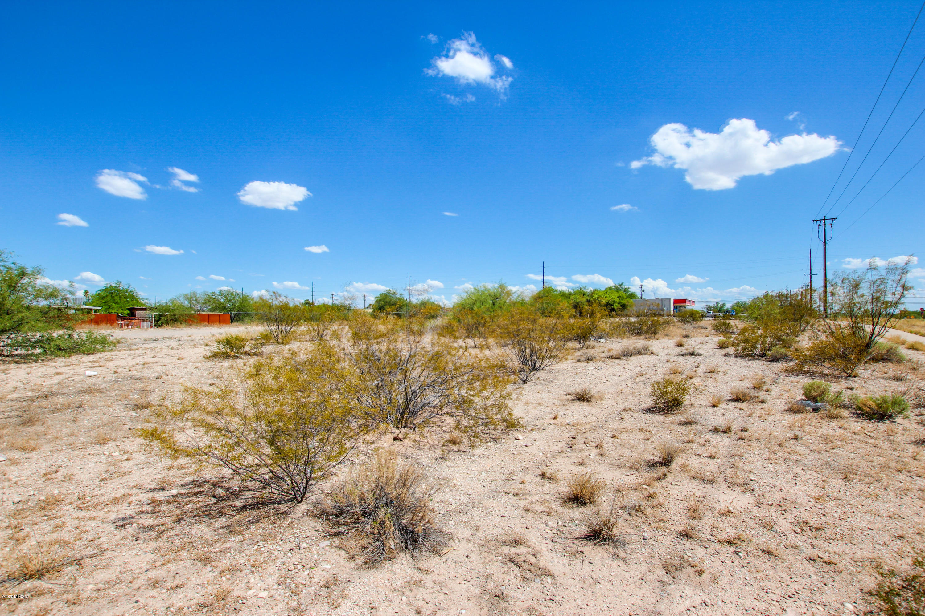 Pueblo Gardens - Land