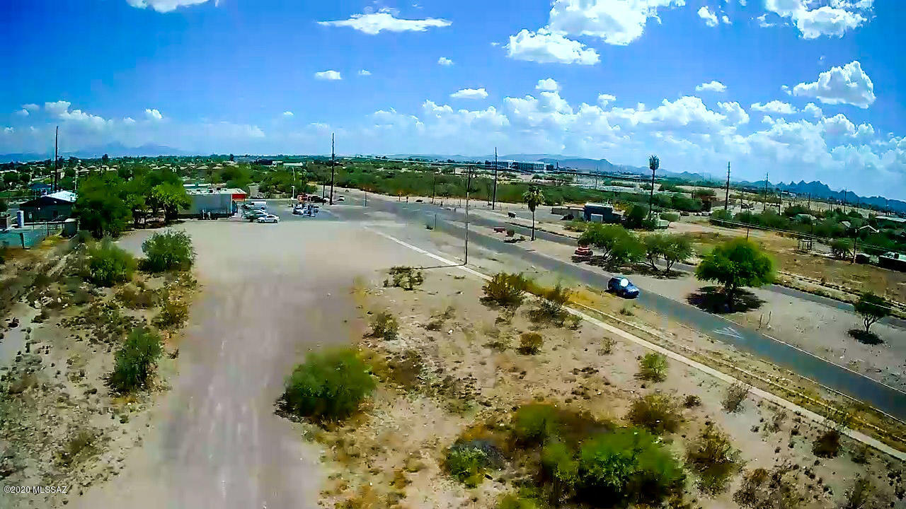 Pueblo Gardens - Land